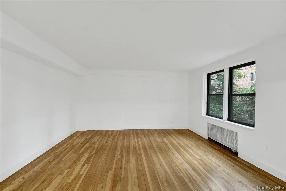 3840 Greystone Avenue, New York, NY, 1 Bedroom Bedrooms, 4 Rooms Rooms,1 BathroomBathrooms,Residential Lease,For Rent,Greystone,0,1035936 3840 Greystone Avenue, New York, NY, 1 Bedroom Bedrooms, 4 Rooms Rooms,1 BathroomBathrooms,Residential Lease,For Rent,Greystone,0,1035936