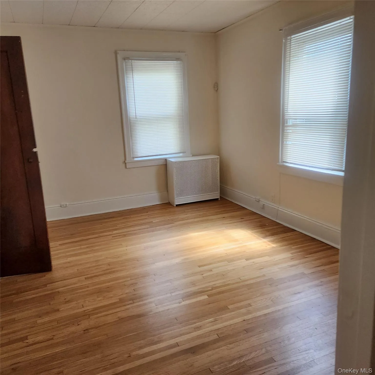 23 Orchard Street, Mount Vernon, NY, 3 Bedrooms Bedrooms, 6 Rooms Rooms,2 BathroomsBathrooms,Residential Lease,For Rent,Orchard,0,1035941 23 Orchard Street, Mount Vernon, NY, 3 Bedrooms Bedrooms, 6 Rooms Rooms,2 BathroomsBathrooms,Residential Lease,For Rent,Orchard,0,1035941