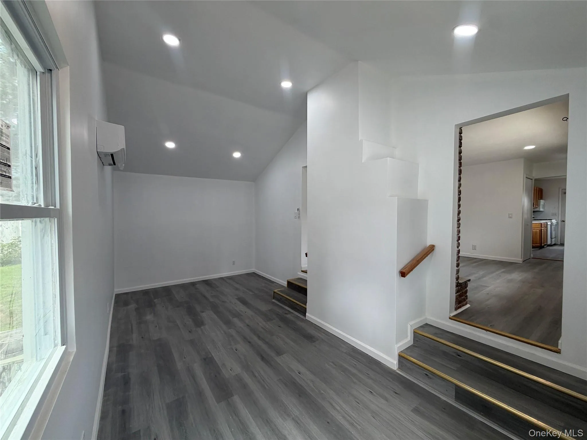 3 Grand Haven Drive, Smithtown, NY, 3 Bedrooms Bedrooms, 7 Rooms Rooms,1 BathroomBathrooms,Residential Lease,For Rent,Grand Haven,0,1035945 3 Grand Haven Drive, Smithtown, NY, 3 Bedrooms Bedrooms, 7 Rooms Rooms,1 BathroomBathrooms,Residential Lease,For Rent,Grand Haven,0,1035945