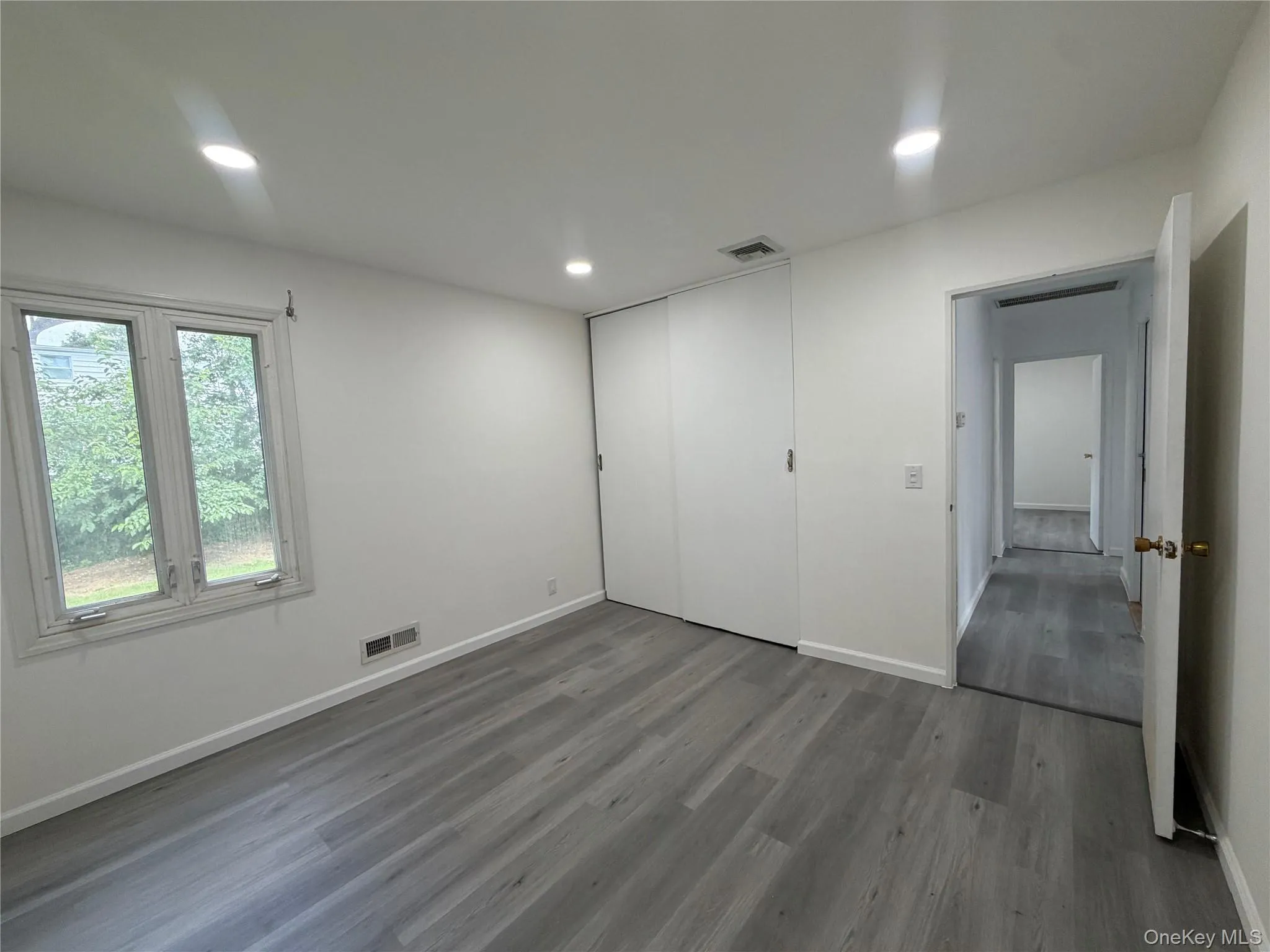3 Grand Haven Drive, Smithtown, NY, 3 Bedrooms Bedrooms, 7 Rooms Rooms,1 BathroomBathrooms,Residential Lease,For Rent,Grand Haven,0,1035945 3 Grand Haven Drive, Smithtown, NY, 3 Bedrooms Bedrooms, 7 Rooms Rooms,1 BathroomBathrooms,Residential Lease,For Rent,Grand Haven,0,1035945