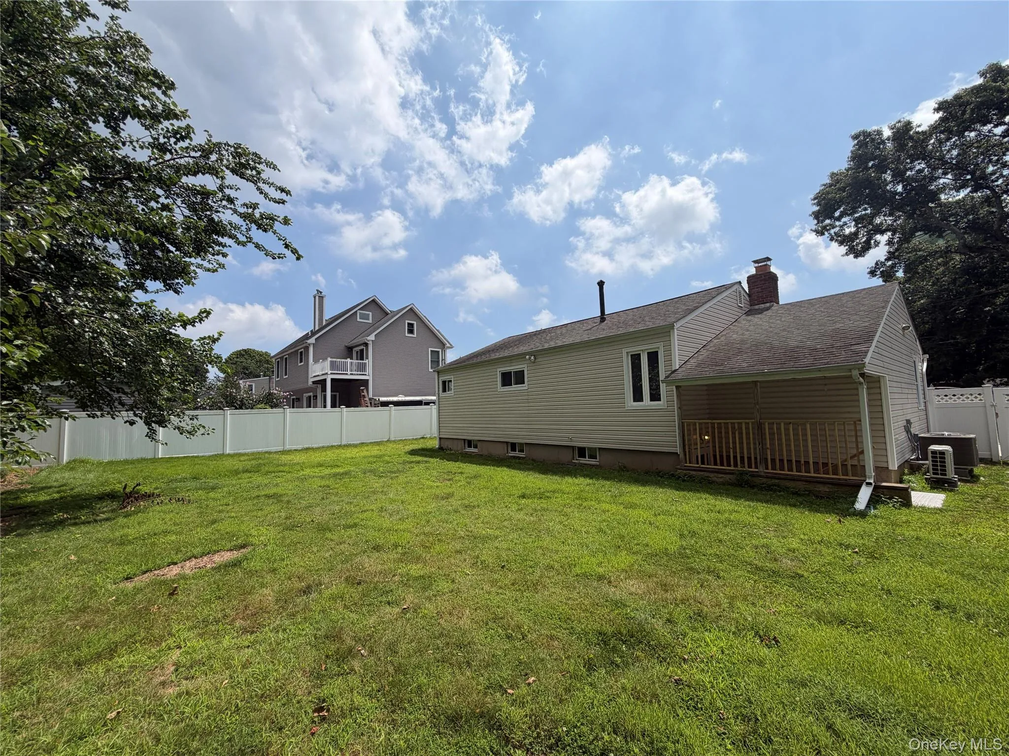 3 Grand Haven Drive, Smithtown, NY, 3 Bedrooms Bedrooms, 7 Rooms Rooms,1 BathroomBathrooms,Residential Lease,For Rent,Grand Haven,0,1035945 3 Grand Haven Drive, Smithtown, NY, 3 Bedrooms Bedrooms, 7 Rooms Rooms,1 BathroomBathrooms,Residential Lease,For Rent,Grand Haven,0,1035945