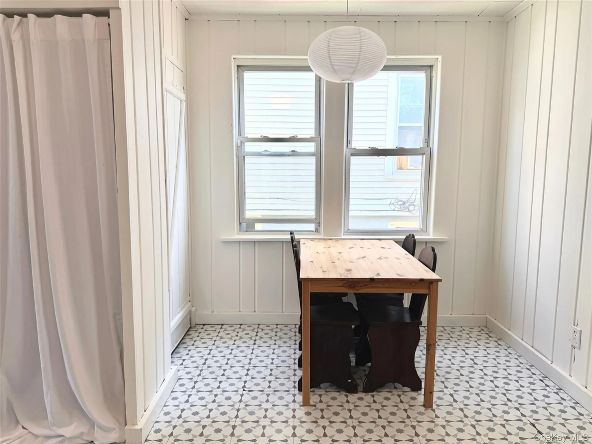 48 Elmendorf Street, Kingston, NY, 2 Bedrooms Bedrooms, 7 Rooms Rooms,1 BathroomBathrooms,Residential,For Rent,Elmendorf,0,1035948 48 Elmendorf Street, Kingston, NY, 2 Bedrooms Bedrooms, 7 Rooms Rooms,1 BathroomBathrooms,Residential,For Rent,Elmendorf,0,1035948