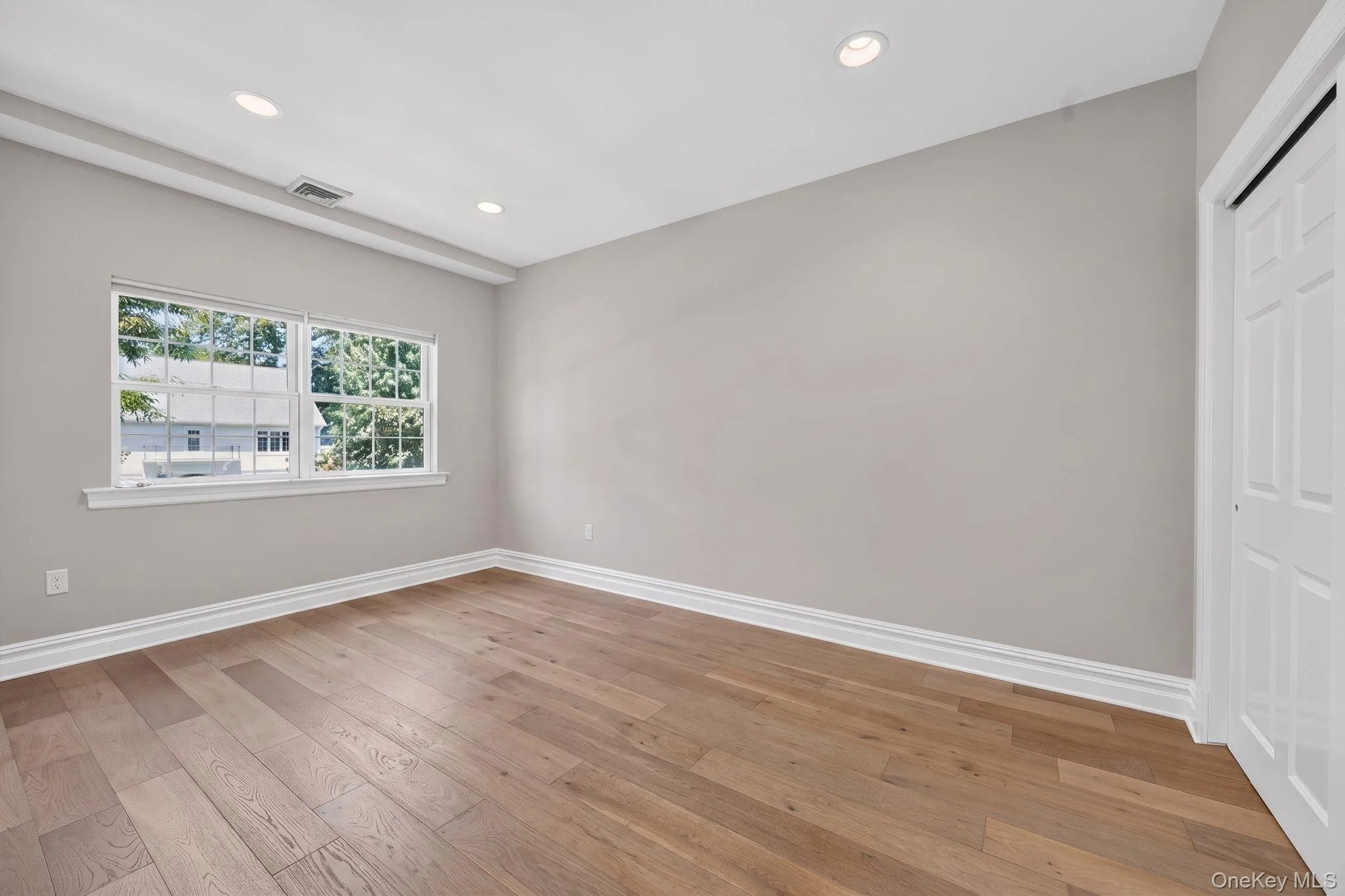 4C Nassau Drive, North Hempstead, NY, 5 Bedrooms Bedrooms, 9 Rooms Rooms,3 BathroomsBathrooms,Residential Lease,For Rent,Nassau,0,1035949 4C Nassau Drive, North Hempstead, NY, 5 Bedrooms Bedrooms, 9 Rooms Rooms,3 BathroomsBathrooms,Residential Lease,For Rent,Nassau,0,1035949