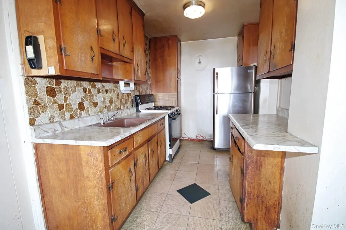 1935 shore paRKWAY, New York, NY, 2 Bedrooms Bedrooms, 5 Rooms Rooms,1 BathroomBathrooms,Residential,For Rent,shore paRKWAY,0,1035962 1935 shore paRKWAY, New York, NY, 2 Bedrooms Bedrooms, 5 Rooms Rooms,1 BathroomBathrooms,Residential,For Rent,shore paRKWAY,0,1035962