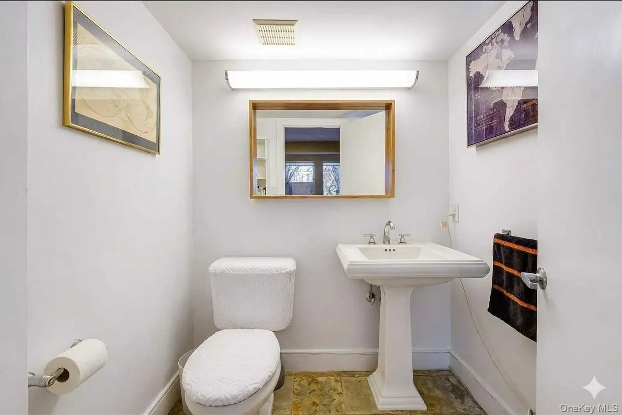 910 Route 9w, Orangetown, NY, 3 Bedrooms Bedrooms, 16 Rooms Rooms,2 BathroomsBathrooms,Residential,For Rent,Route 9w,0,1035965 910 Route 9w, Orangetown, NY, 3 Bedrooms Bedrooms, 16 Rooms Rooms,2 BathroomsBathrooms,Residential,For Rent,Route 9w,0,1035965