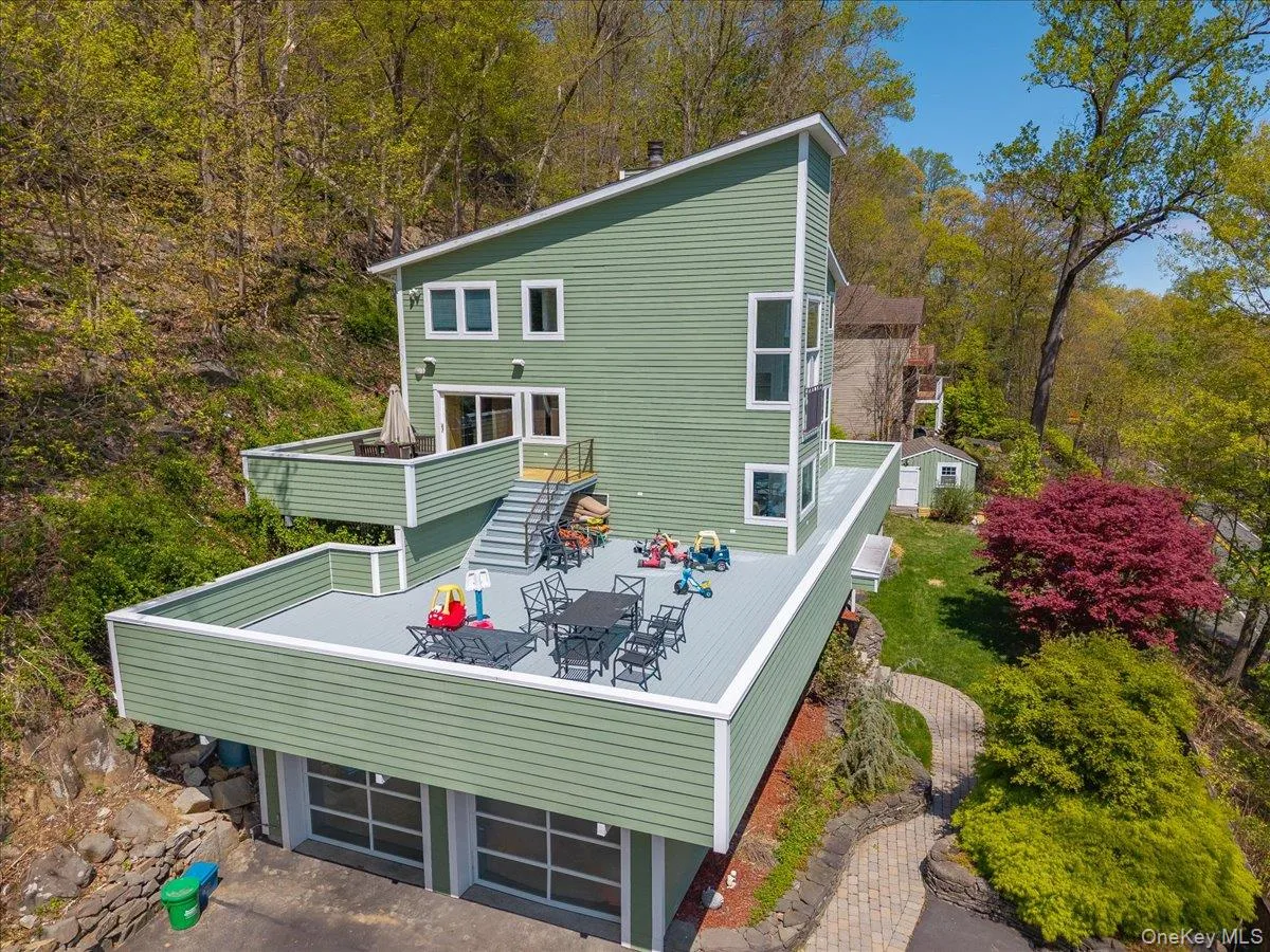 910 Route 9w, Orangetown, NY, 3 Bedrooms Bedrooms, 16 Rooms Rooms,2 BathroomsBathrooms,Residential,For Rent,Route 9w,0,1035965 910 Route 9w, Orangetown, NY, 3 Bedrooms Bedrooms, 16 Rooms Rooms,2 BathroomsBathrooms,Residential,For Rent,Route 9w,0,1035965