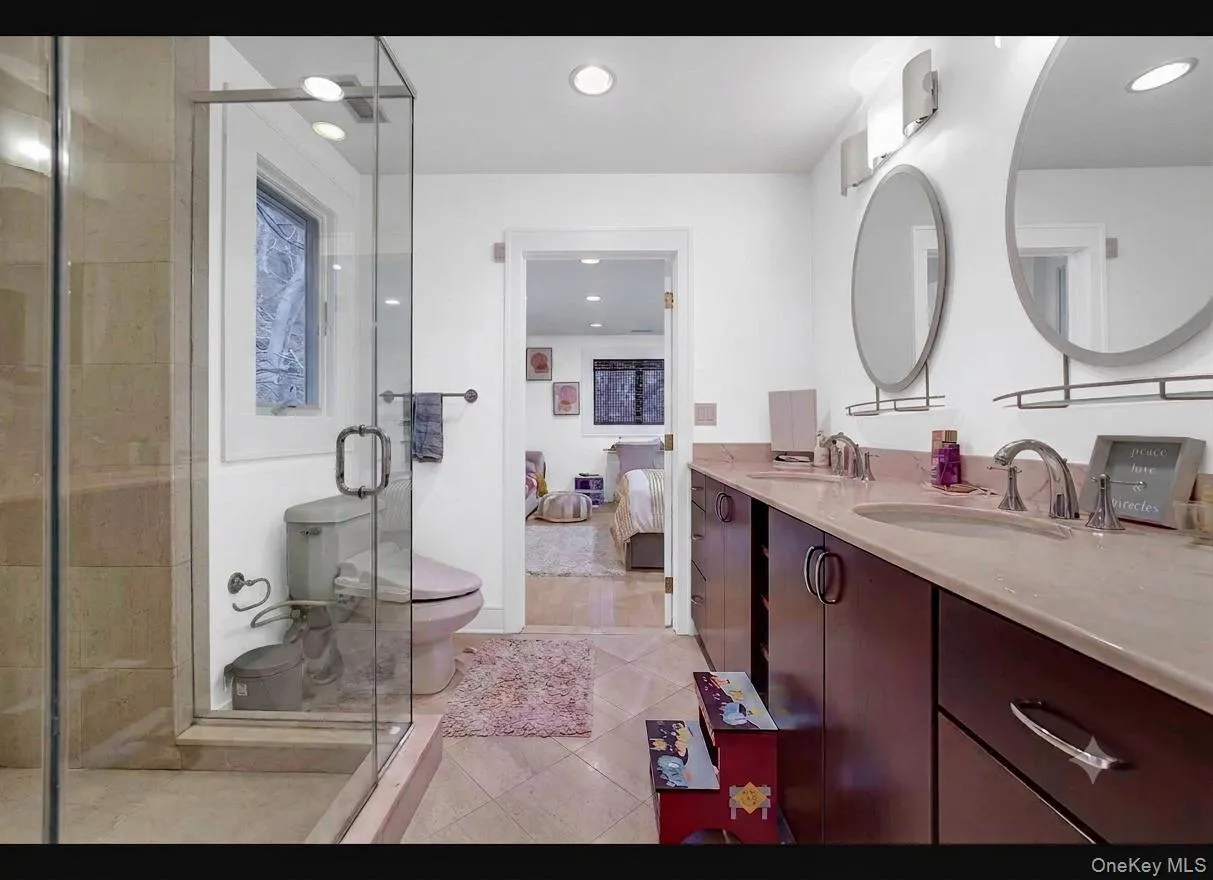 910 Route 9w, Orangetown, NY, 3 Bedrooms Bedrooms, 16 Rooms Rooms,2 BathroomsBathrooms,Residential,For Rent,Route 9w,0,1035965 910 Route 9w, Orangetown, NY, 3 Bedrooms Bedrooms, 16 Rooms Rooms,2 BathroomsBathrooms,Residential,For Rent,Route 9w,0,1035965