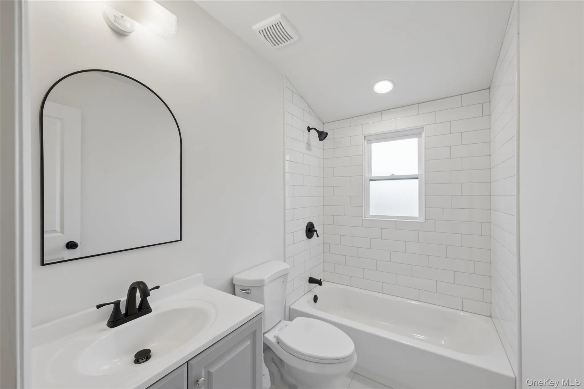 1223 Udall Road, Islip, NY, 4 Bedrooms Bedrooms, 8 Rooms Rooms,3 BathroomsBathrooms,Residential,For Rent,Udall,0,1035969 1223 Udall Road, Islip, NY, 4 Bedrooms Bedrooms, 8 Rooms Rooms,3 BathroomsBathrooms,Residential,For Rent,Udall,0,1035969