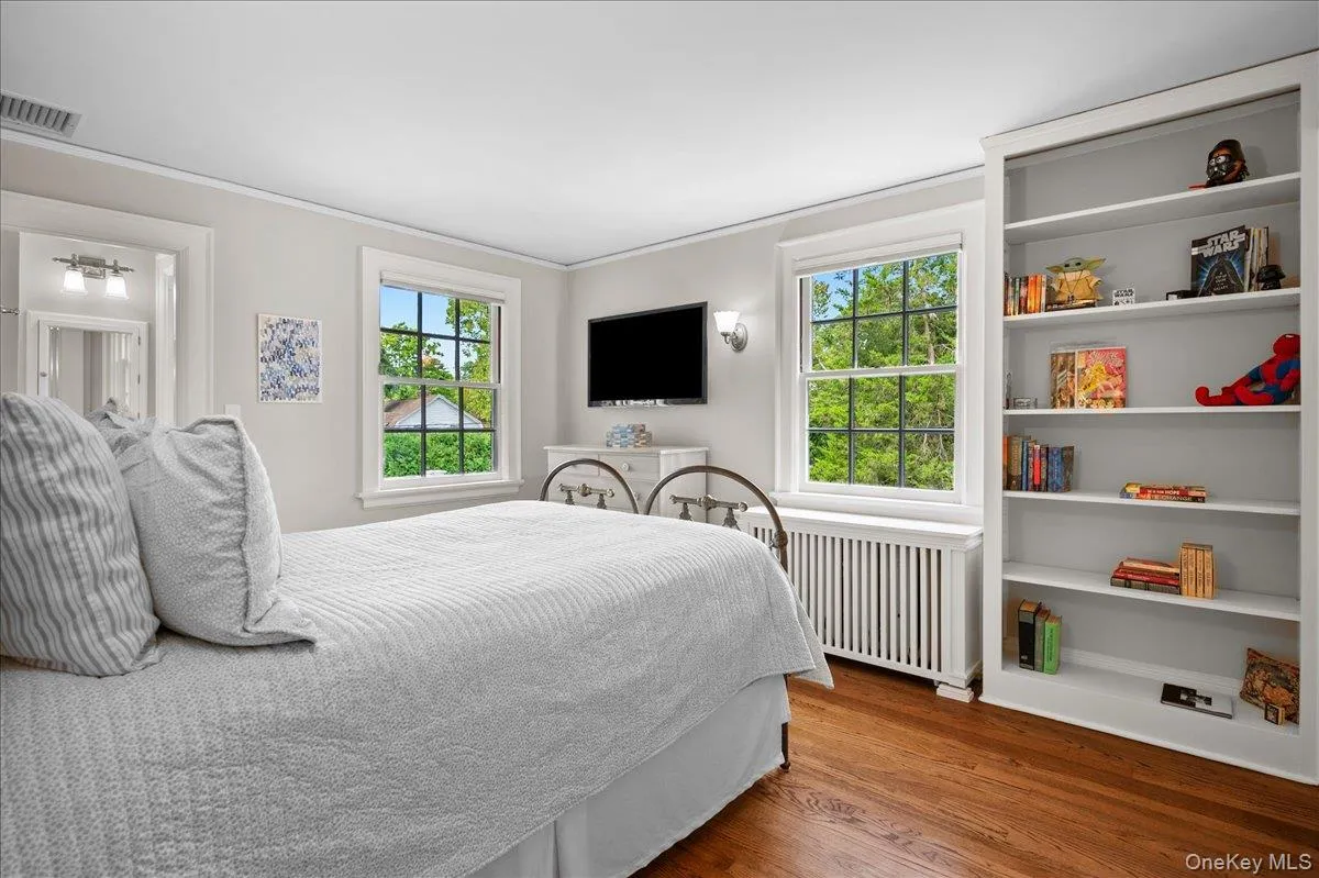 Bedroom with half bath Bedroom with half bath