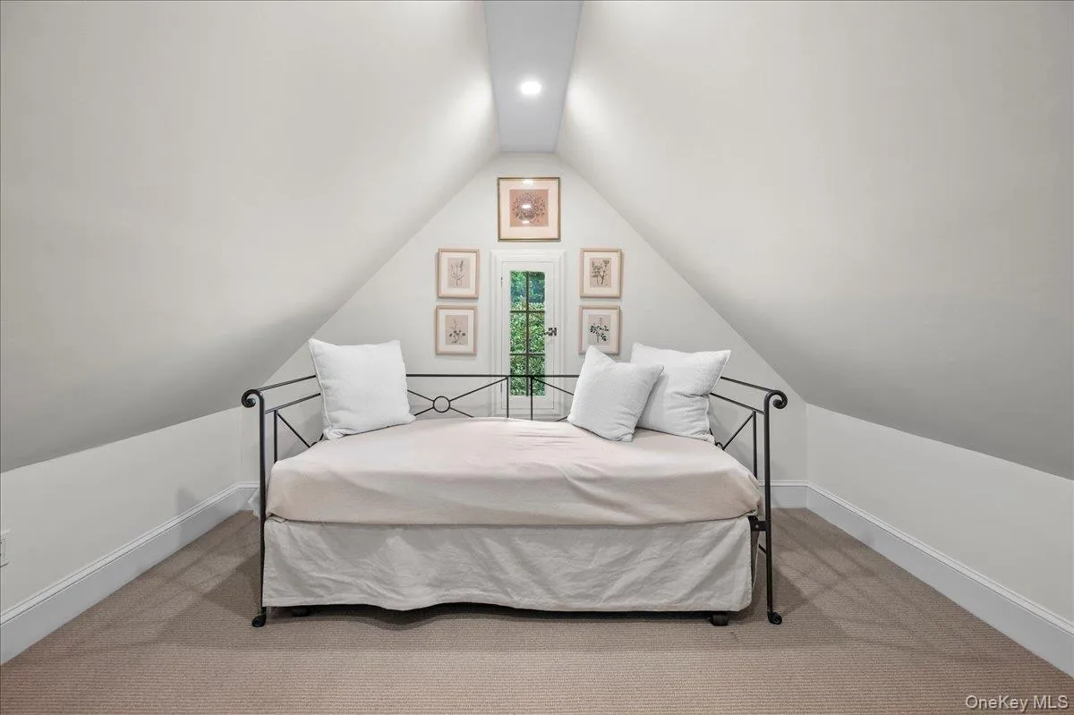 12 Linden Avenue, Mamaroneck, NY, 6 Bedrooms Bedrooms, 11 Rooms Rooms,3 BathroomsBathrooms,Residential,For Rent,Linden,0,1035974 12 Linden Avenue, Mamaroneck, NY, 6 Bedrooms Bedrooms, 11 Rooms Rooms,3 BathroomsBathrooms,Residential,For Rent,Linden,0,1035974