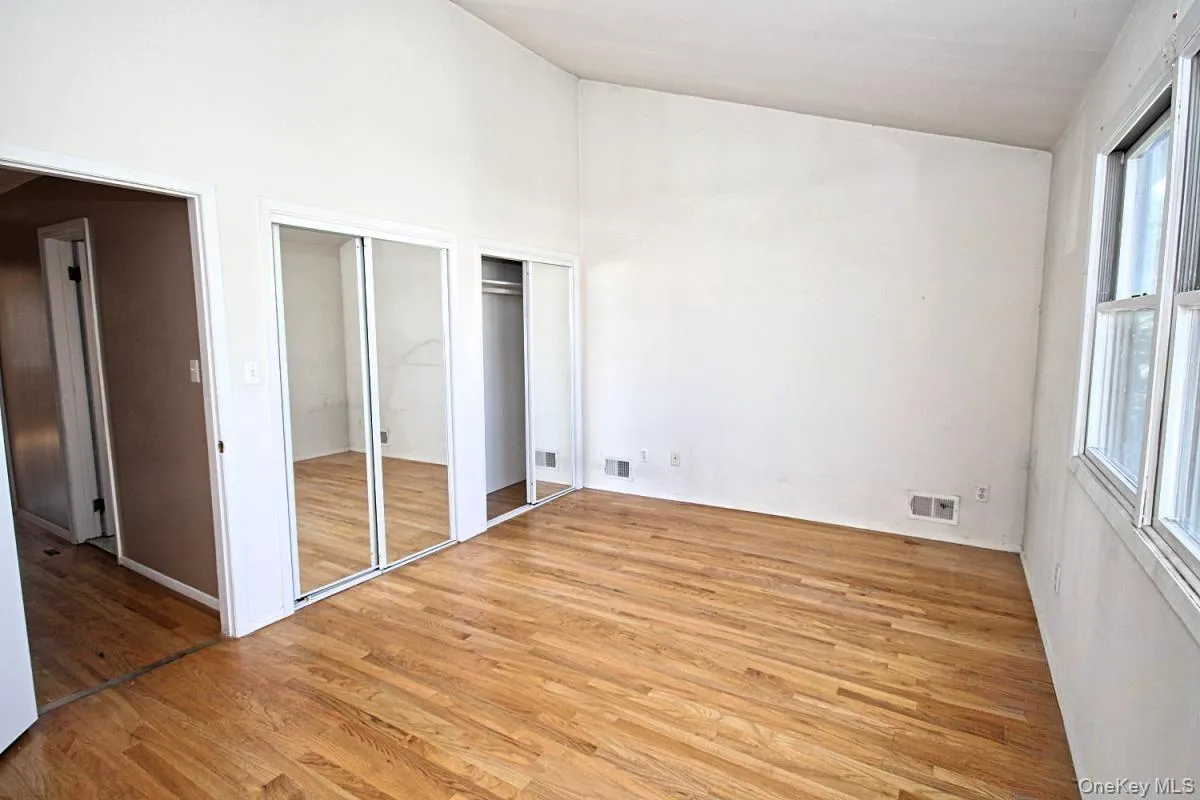 5 Abbey Road, New York, NY, 3 Bedrooms Bedrooms, 6 Rooms Rooms,1 BathroomBathrooms,Residential,For Rent,Abbey,0,1035975 5 Abbey Road, New York, NY, 3 Bedrooms Bedrooms, 6 Rooms Rooms,1 BathroomBathrooms,Residential,For Rent,Abbey,0,1035975
