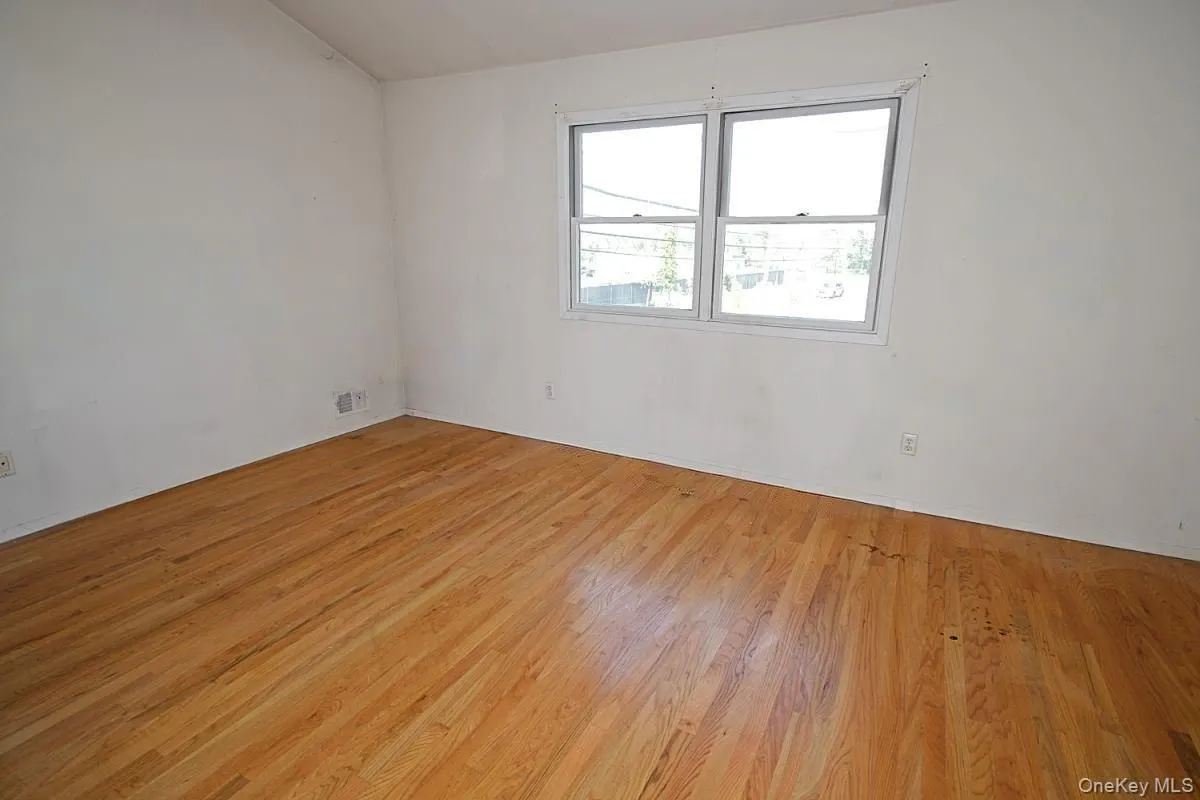 5 Abbey Road, New York, NY, 3 Bedrooms Bedrooms, 6 Rooms Rooms,1 BathroomBathrooms,Residential,For Rent,Abbey,0,1035975 5 Abbey Road, New York, NY, 3 Bedrooms Bedrooms, 6 Rooms Rooms,1 BathroomBathrooms,Residential,For Rent,Abbey,0,1035975