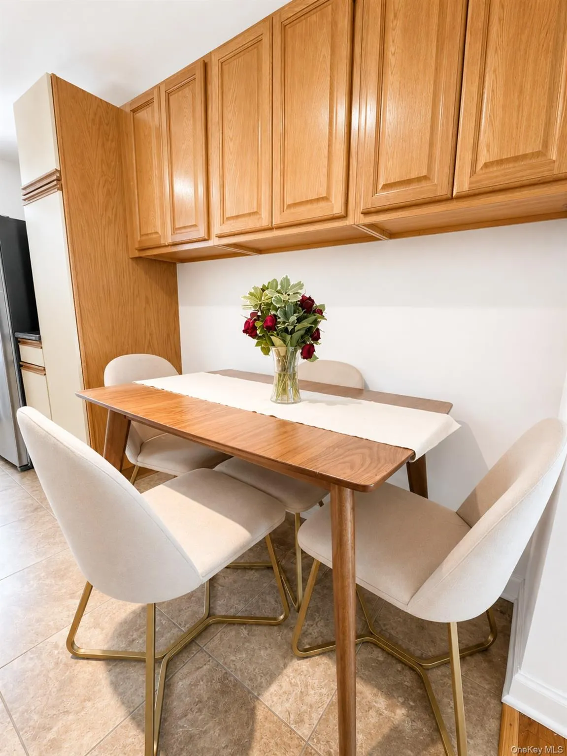 43 1/2 Carpenter Avenue, Mount Kisco, NY, 1 Bedroom Bedrooms, 4 Rooms Rooms,1 BathroomBathrooms,Residential Lease,For Rent,Carpenter,0,1035976 43 1/2 Carpenter Avenue, Mount Kisco, NY, 1 Bedroom Bedrooms, 4 Rooms Rooms,1 BathroomBathrooms,Residential Lease,For Rent,Carpenter,0,1035976