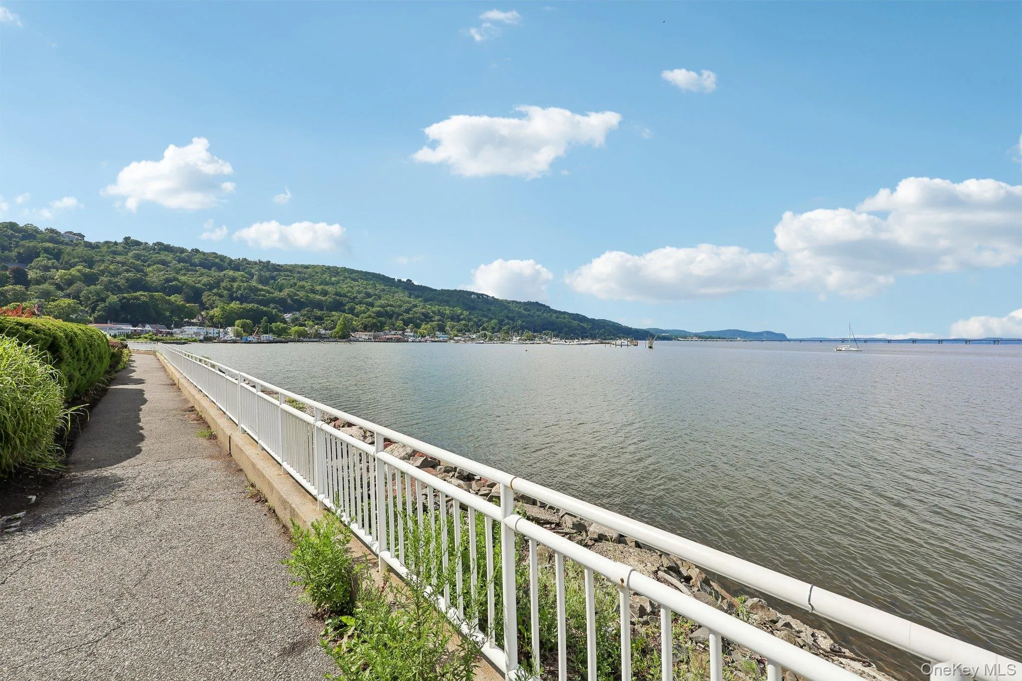 409 Harbor Cove, Orangetown, NY, 1 Bedroom Bedrooms, 5 Rooms Rooms,2 BathroomsBathrooms,Residential,For Rent,Harbor,0,1035981 409 Harbor Cove, Orangetown, NY, 1 Bedroom Bedrooms, 5 Rooms Rooms,2 BathroomsBathrooms,Residential,For Rent,Harbor,0,1035981