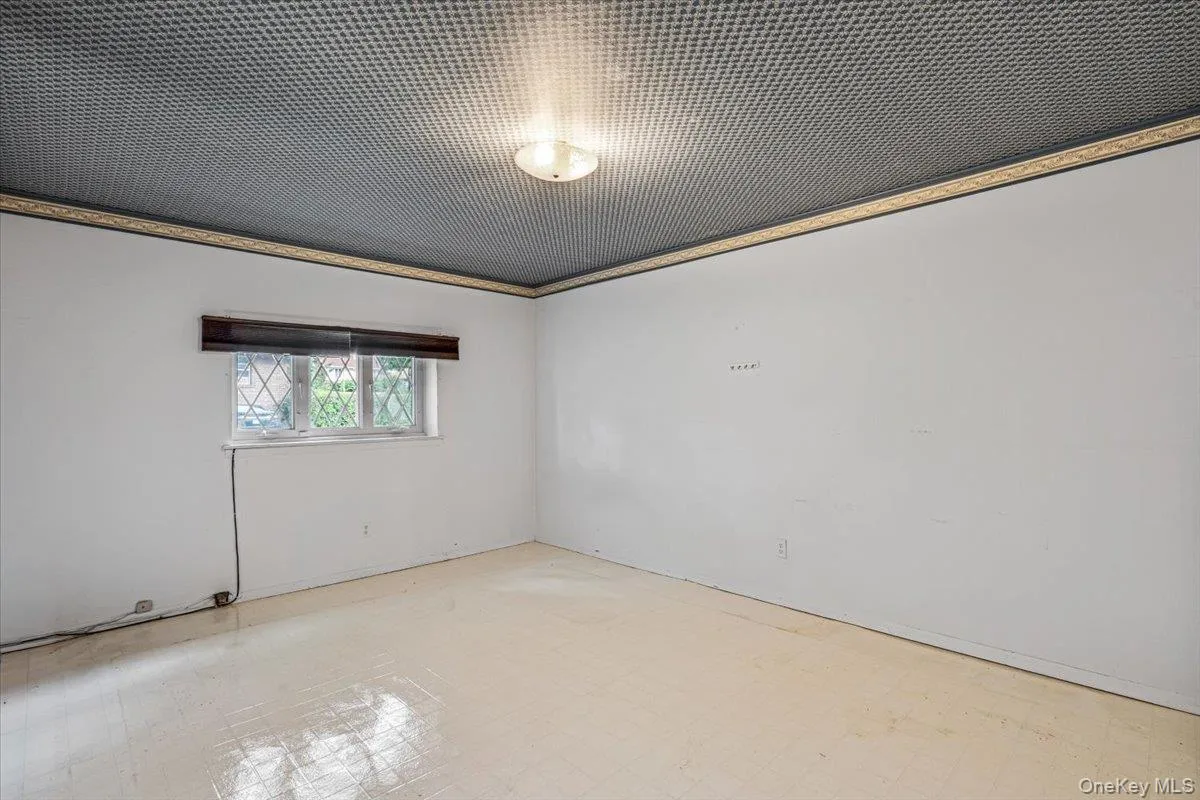 156-14 14th Avenue, New York, NY, 5 Bedrooms Bedrooms, 10 Rooms Rooms,3 BathroomsBathrooms,Residential,For Rent,14th,0,1035982 156-14 14th Avenue, New York, NY, 5 Bedrooms Bedrooms, 10 Rooms Rooms,3 BathroomsBathrooms,Residential,For Rent,14th,0,1035982