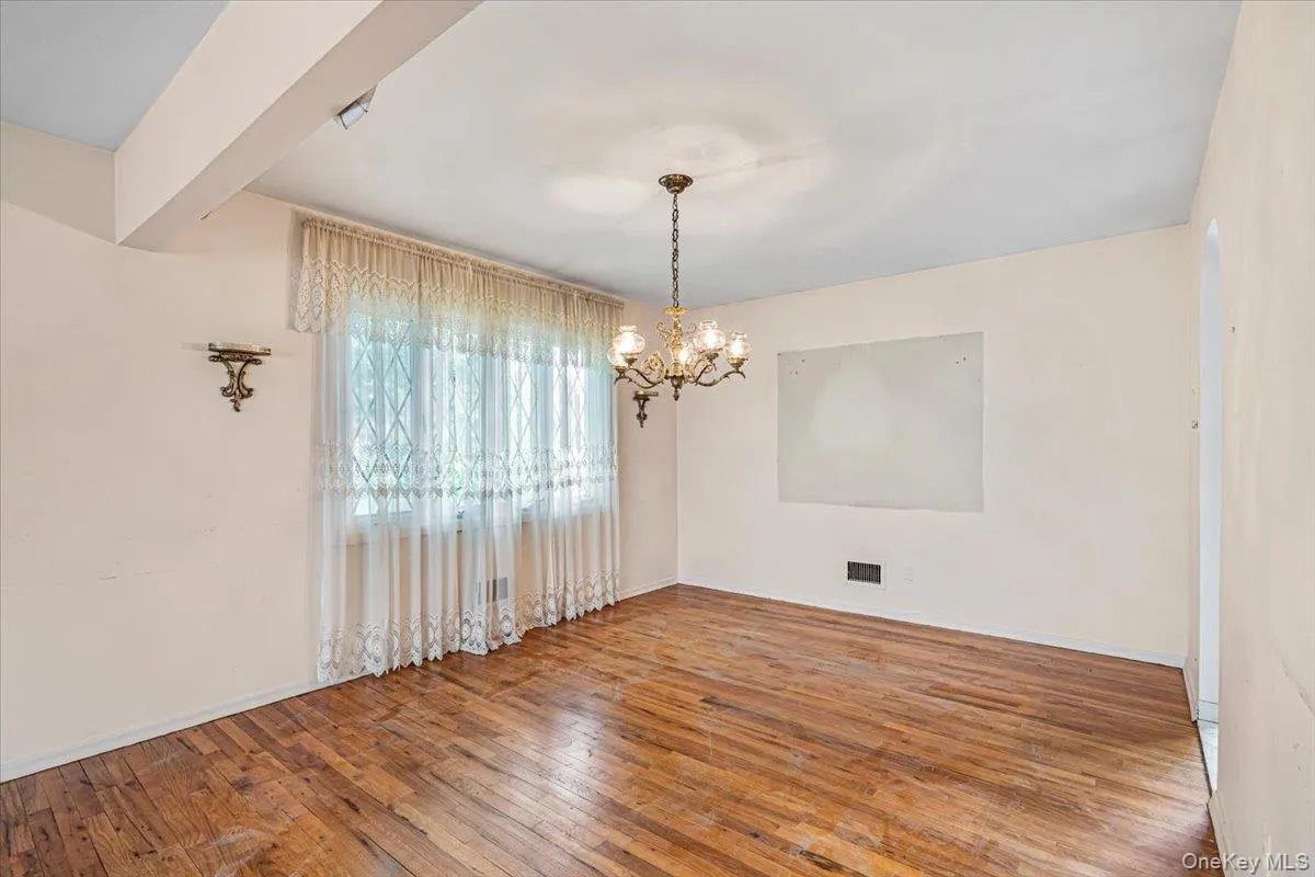 156-14 14th Avenue, New York, NY, 5 Bedrooms Bedrooms, 10 Rooms Rooms,3 BathroomsBathrooms,Residential,For Rent,14th,0,1035982 156-14 14th Avenue, New York, NY, 5 Bedrooms Bedrooms, 10 Rooms Rooms,3 BathroomsBathrooms,Residential,For Rent,14th,0,1035982