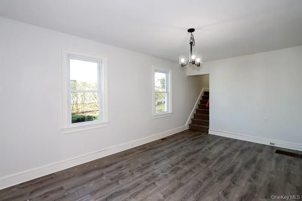 10 Ohio Avenue, North Hempstead, NY, 3 Bedrooms Bedrooms, 6 Rooms Rooms,1 BathroomBathrooms,Residential Lease,For Rent,Ohio,0,1035986 10 Ohio Avenue, North Hempstead, NY, 3 Bedrooms Bedrooms, 6 Rooms Rooms,1 BathroomBathrooms,Residential Lease,For Rent,Ohio,0,1035986