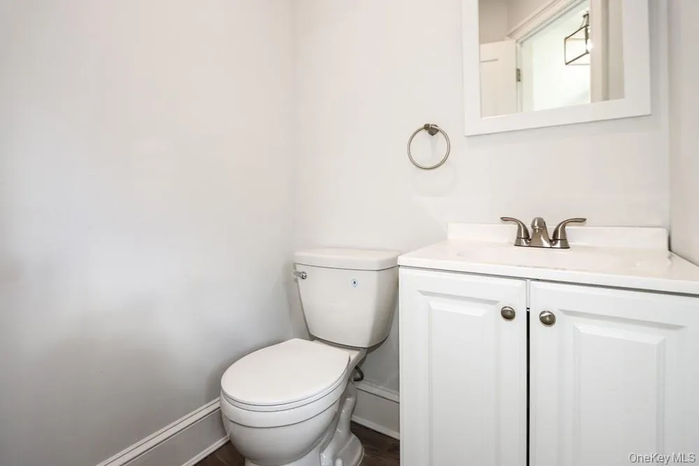 10 Ohio Avenue, North Hempstead, NY, 3 Bedrooms Bedrooms, 6 Rooms Rooms,1 BathroomBathrooms,Residential Lease,For Rent,Ohio,0,1035986 10 Ohio Avenue, North Hempstead, NY, 3 Bedrooms Bedrooms, 6 Rooms Rooms,1 BathroomBathrooms,Residential Lease,For Rent,Ohio,0,1035986