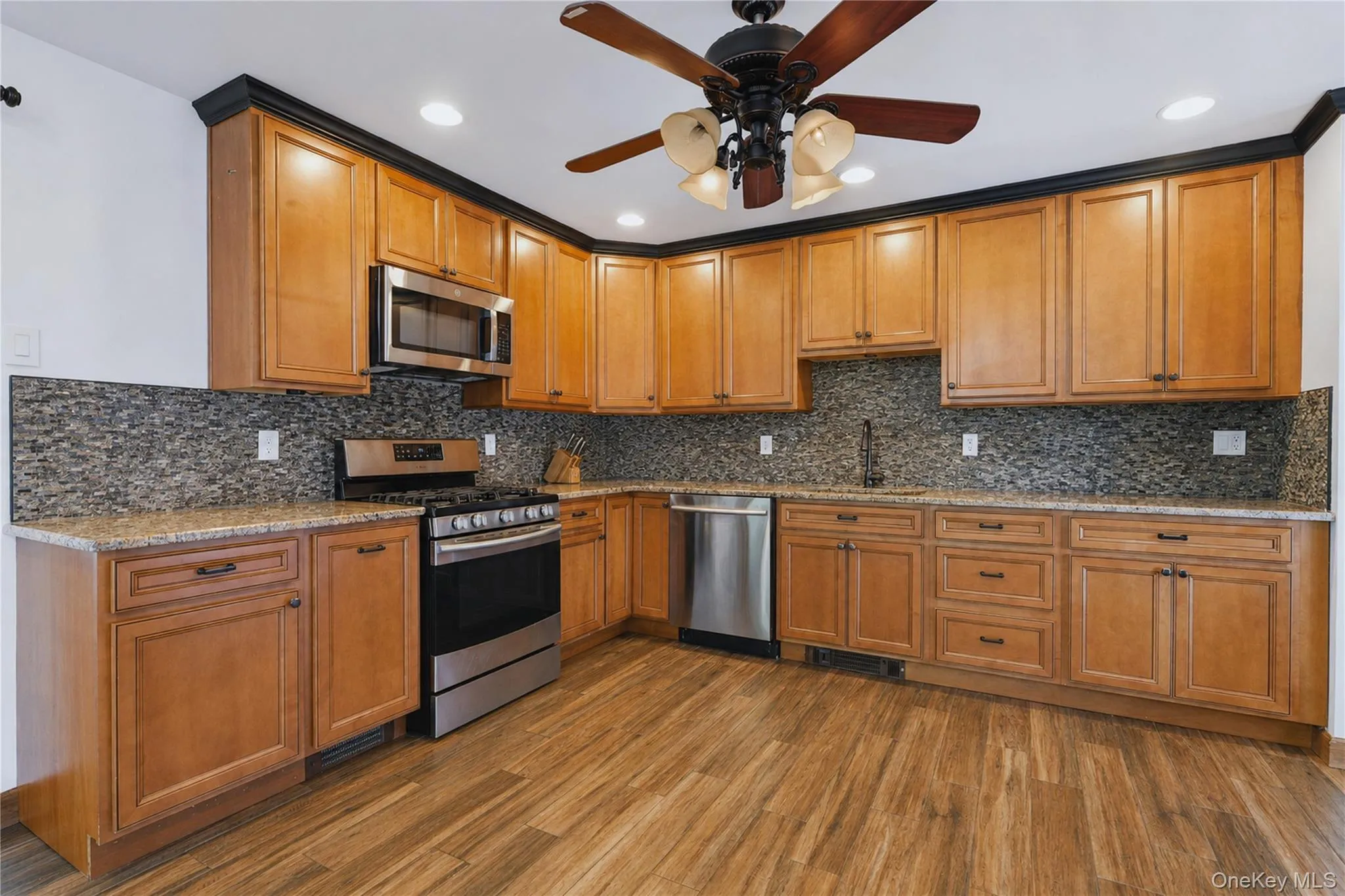 119 Scotchtown Avenue, Goshen, NY, 3 Bedrooms Bedrooms, 9 Rooms Rooms,2 BathroomsBathrooms,Residential,For Rent,Scotchtown,0,1035987 119 Scotchtown Avenue, Goshen, NY, 3 Bedrooms Bedrooms, 9 Rooms Rooms,2 BathroomsBathrooms,Residential,For Rent,Scotchtown,0,1035987