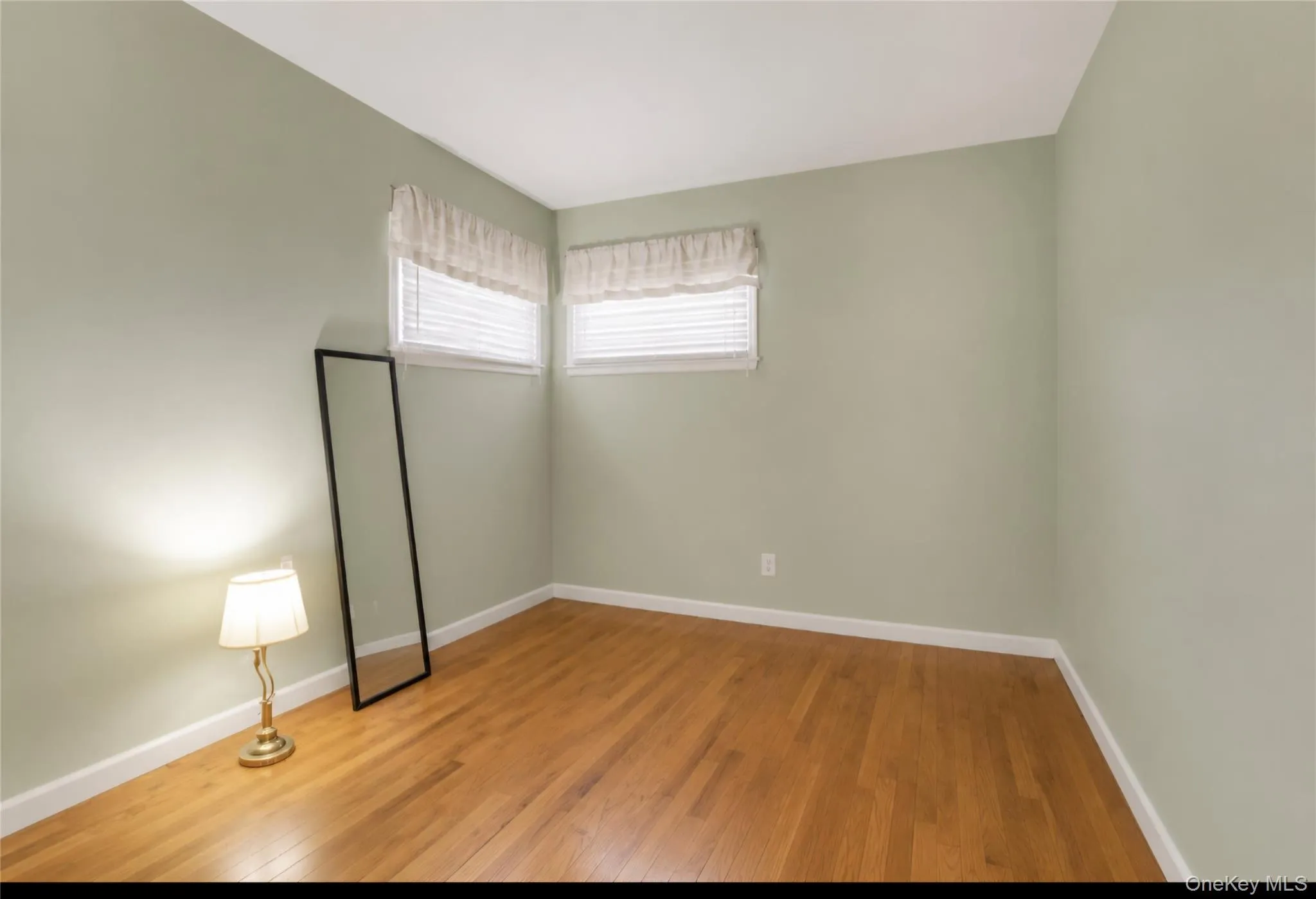 170 Division Avenue, Brookhaven, NY, 2 Bedrooms Bedrooms, 6 Rooms Rooms,1 BathroomBathrooms,Residential,For Rent,Division,0,1035989 170 Division Avenue, Brookhaven, NY, 2 Bedrooms Bedrooms, 6 Rooms Rooms,1 BathroomBathrooms,Residential,For Rent,Division,0,1035989