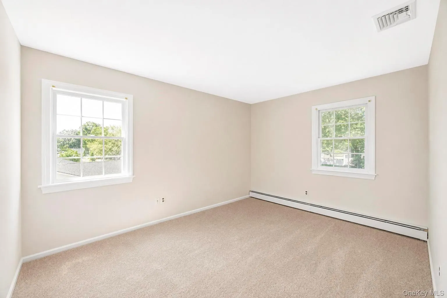 18 Elkin Drive, Brookhaven, NY, 3 Bedrooms Bedrooms, 8 Rooms Rooms,1 BathroomBathrooms,Residential,For Rent,Elkin,0,1035992 18 Elkin Drive, Brookhaven, NY, 3 Bedrooms Bedrooms, 8 Rooms Rooms,1 BathroomBathrooms,Residential,For Rent,Elkin,0,1035992