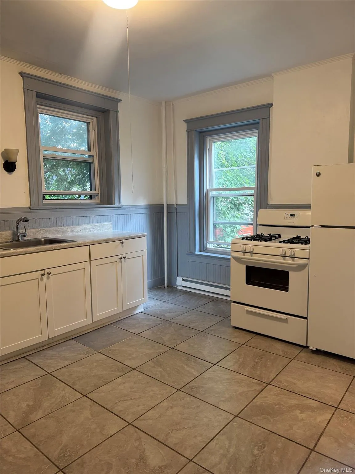 76 Hamilton Street, Poughkeepsie, NY, 3 Bedrooms Bedrooms, 6 Rooms Rooms,1 BathroomBathrooms,Residential Lease,For Rent,Hamilton,0,1035993 76 Hamilton Street, Poughkeepsie, NY, 3 Bedrooms Bedrooms, 6 Rooms Rooms,1 BathroomBathrooms,Residential Lease,For Rent,Hamilton,0,1035993