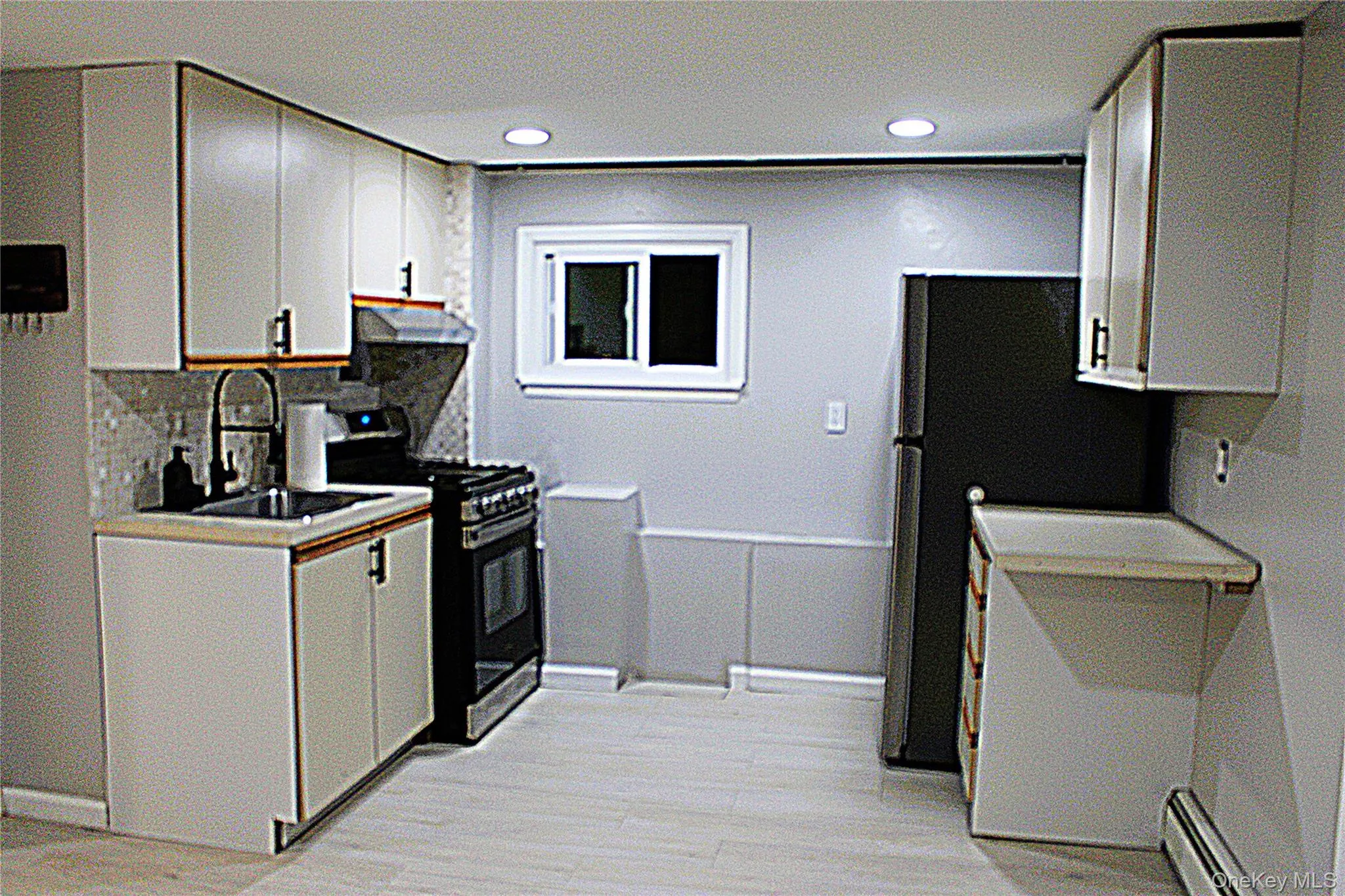 101 Monroe Street, Babylon, NY, 2 Bedrooms Bedrooms, 4 Rooms Rooms,1 BathroomBathrooms,Residential Lease,For Rent,Monroe,0,1035995 101 Monroe Street, Babylon, NY, 2 Bedrooms Bedrooms, 4 Rooms Rooms,1 BathroomBathrooms,Residential Lease,For Rent,Monroe,0,1035995