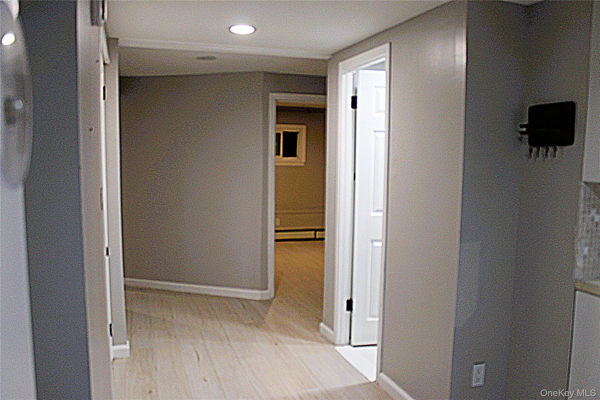 101 Monroe Street, Babylon, NY, 2 Bedrooms Bedrooms, 4 Rooms Rooms,1 BathroomBathrooms,Residential Lease,For Rent,Monroe,0,1035995 101 Monroe Street, Babylon, NY, 2 Bedrooms Bedrooms, 4 Rooms Rooms,1 BathroomBathrooms,Residential Lease,For Rent,Monroe,0,1035995