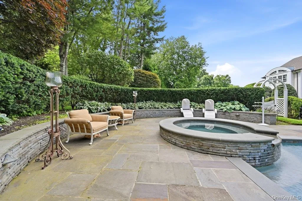 2 Kalb Court, Huntington, NY, 5 Bedrooms Bedrooms, 10 Rooms Rooms,6 BathroomsBathrooms,Residential,For Rent,Kalb,0,1035997 2 Kalb Court, Huntington, NY, 5 Bedrooms Bedrooms, 10 Rooms Rooms,6 BathroomsBathrooms,Residential,For Rent,Kalb,0,1035997