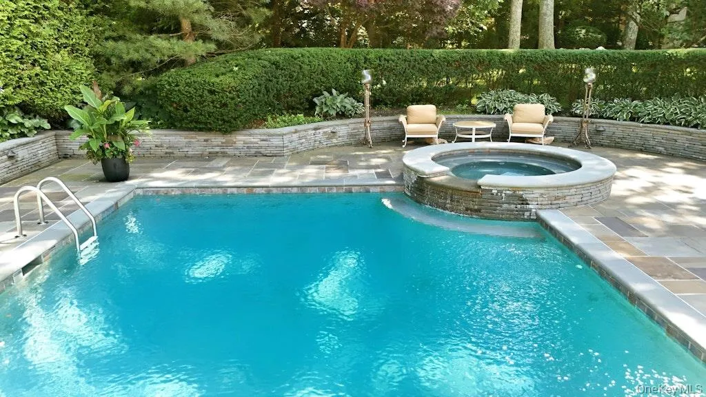 2 Kalb Court, Huntington, NY, 5 Bedrooms Bedrooms, 10 Rooms Rooms,6 BathroomsBathrooms,Residential,For Rent,Kalb,0,1035997 2 Kalb Court, Huntington, NY, 5 Bedrooms Bedrooms, 10 Rooms Rooms,6 BathroomsBathrooms,Residential,For Rent,Kalb,0,1035997