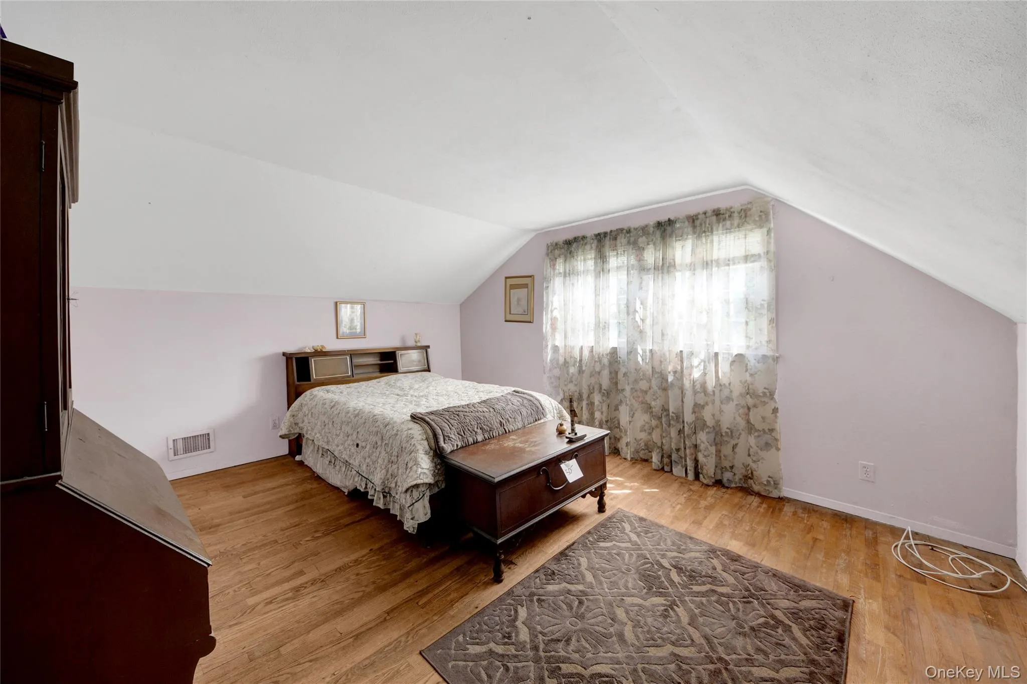 38 Stockbridge Road, Yonkers, NY, 3 Bedrooms Bedrooms, 7 Rooms Rooms,1 BathroomBathrooms,Residential,For Rent,Stockbridge,0,1036000 38 Stockbridge Road, Yonkers, NY, 3 Bedrooms Bedrooms, 7 Rooms Rooms,1 BathroomBathrooms,Residential,For Rent,Stockbridge,0,1036000