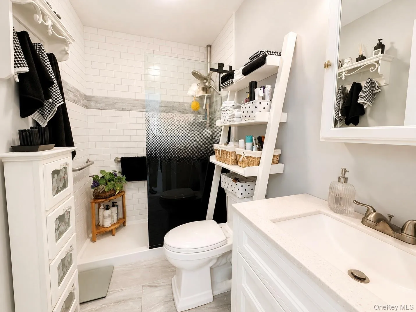 275 Berwick Court, Brookhaven, NY, 2 Bedrooms Bedrooms, 5 Rooms Rooms,1 BathroomBathrooms,Residential,For Rent,Berwick,0,1036003 275 Berwick Court, Brookhaven, NY, 2 Bedrooms Bedrooms, 5 Rooms Rooms,1 BathroomBathrooms,Residential,For Rent,Berwick,0,1036003