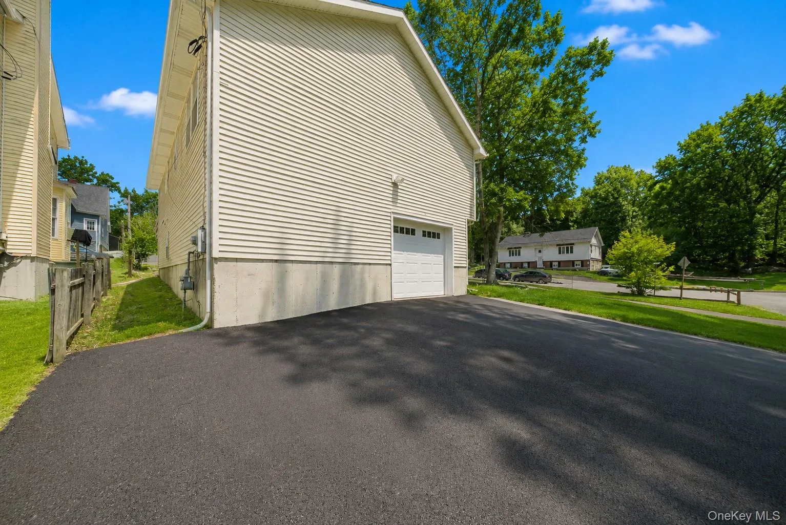 25 Clinton Street, Middletown, NY, 3 Bedrooms Bedrooms, 9 Rooms Rooms,3 BathroomsBathrooms,Residential Lease,For Rent,Clinton,0,1036004 25 Clinton Street, Middletown, NY, 3 Bedrooms Bedrooms, 9 Rooms Rooms,3 BathroomsBathrooms,Residential Lease,For Rent,Clinton,0,1036004