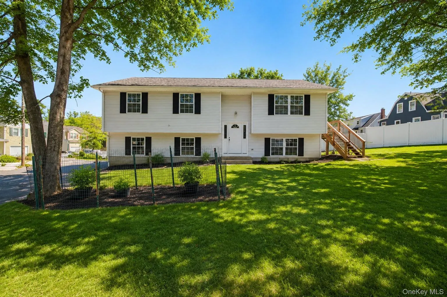 25 Clinton Street, Middletown, NY, 3 Bedrooms Bedrooms, 9 Rooms Rooms,3 BathroomsBathrooms,Residential Lease,For Rent,Clinton,0,1036004 25 Clinton Street, Middletown, NY, 3 Bedrooms Bedrooms, 9 Rooms Rooms,3 BathroomsBathrooms,Residential Lease,For Rent,Clinton,0,1036004