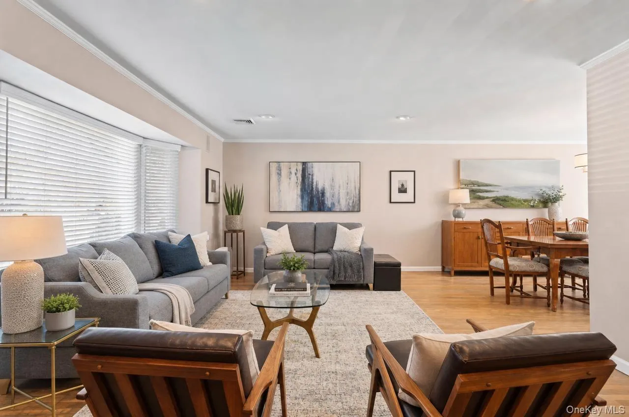 29 Birchwood Park Drive, Oyster Bay, NY, 3 Bedrooms Bedrooms, 6 Rooms Rooms,2 BathroomsBathrooms,Residential Lease,For Rent,Birchwood Park,0,1036012 29 Birchwood Park Drive, Oyster Bay, NY, 3 Bedrooms Bedrooms, 6 Rooms Rooms,2 BathroomsBathrooms,Residential Lease,For Rent,Birchwood Park,0,1036012