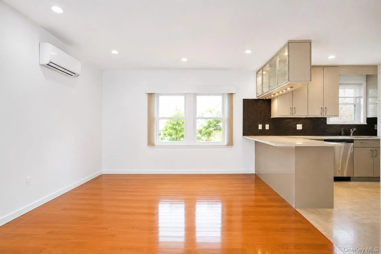 163-29 16th Avenue, New York, NY, 4 Bedrooms Bedrooms, 7 Rooms Rooms,2 BathroomsBathrooms,Residential,For Rent,16th,0,1036013 163-29 16th Avenue, New York, NY, 4 Bedrooms Bedrooms, 7 Rooms Rooms,2 BathroomsBathrooms,Residential,For Rent,16th,0,1036013