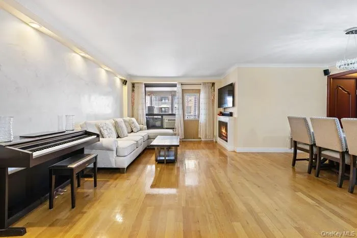 61-35 98th street, New York, NY, 3 Bedrooms Bedrooms, 6 Rooms Rooms,2 BathroomsBathrooms,Residential,For Rent,98th street,0,1036019 61-35 98th street, New York, NY, 3 Bedrooms Bedrooms, 6 Rooms Rooms,2 BathroomsBathrooms,Residential,For Rent,98th street,0,1036019
