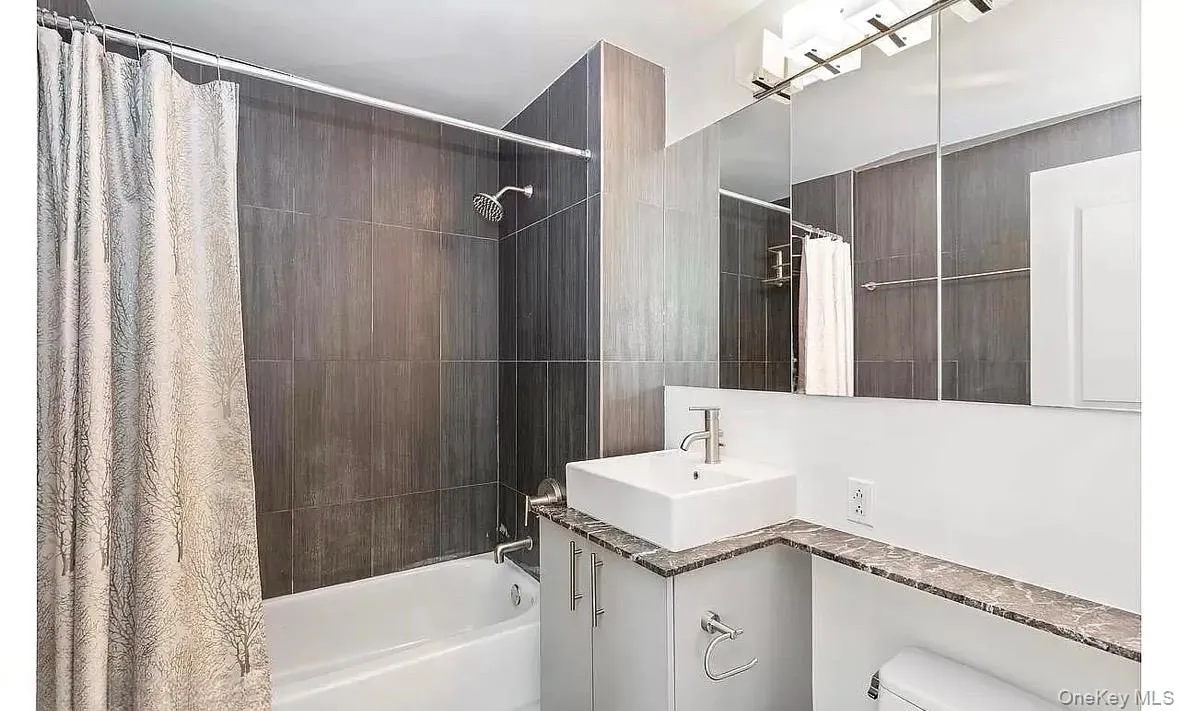 48-15 11th Street, New York, NY, 1 Bedroom Bedrooms, 4 Rooms Rooms,Residential Lease,For Rent,11th,0,1036021 48-15 11th Street, New York, NY, 1 Bedroom Bedrooms, 4 Rooms Rooms,Residential Lease,For Rent,11th,0,1036021