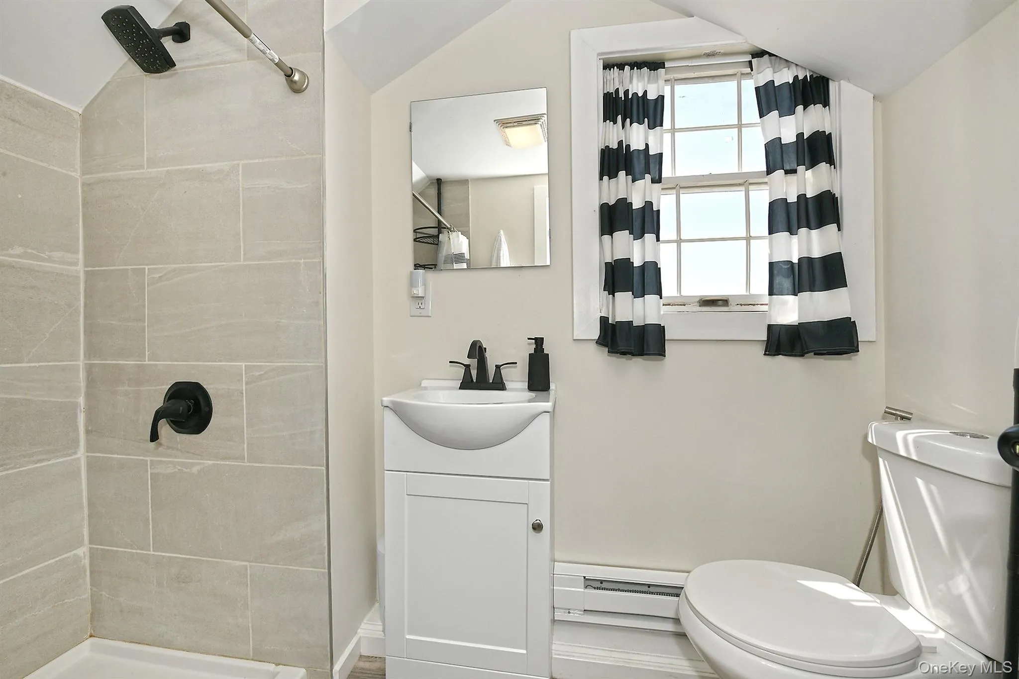 29 Torrey Pine Lane, Brookhaven, NY, 3 Bedrooms Bedrooms, 7 Rooms Rooms,2 BathroomsBathrooms,Residential,For Rent,Torrey Pine,0,1036026 29 Torrey Pine Lane, Brookhaven, NY, 3 Bedrooms Bedrooms, 7 Rooms Rooms,2 BathroomsBathrooms,Residential,For Rent,Torrey Pine,0,1036026