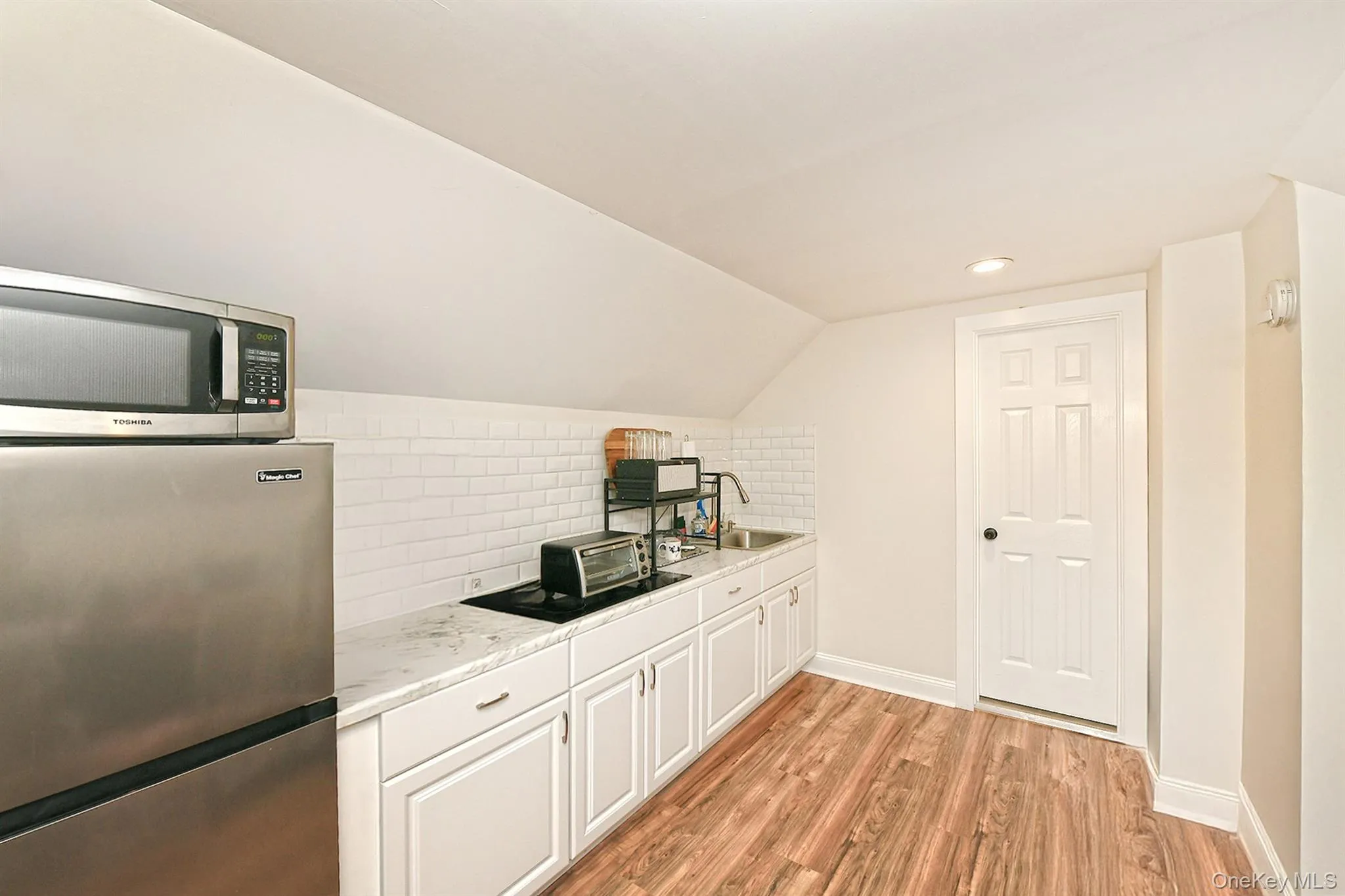 29 Torrey Pine Lane, Brookhaven, NY, 3 Bedrooms Bedrooms, 7 Rooms Rooms,2 BathroomsBathrooms,Residential,For Rent,Torrey Pine,0,1036026 29 Torrey Pine Lane, Brookhaven, NY, 3 Bedrooms Bedrooms, 7 Rooms Rooms,2 BathroomsBathrooms,Residential,For Rent,Torrey Pine,0,1036026