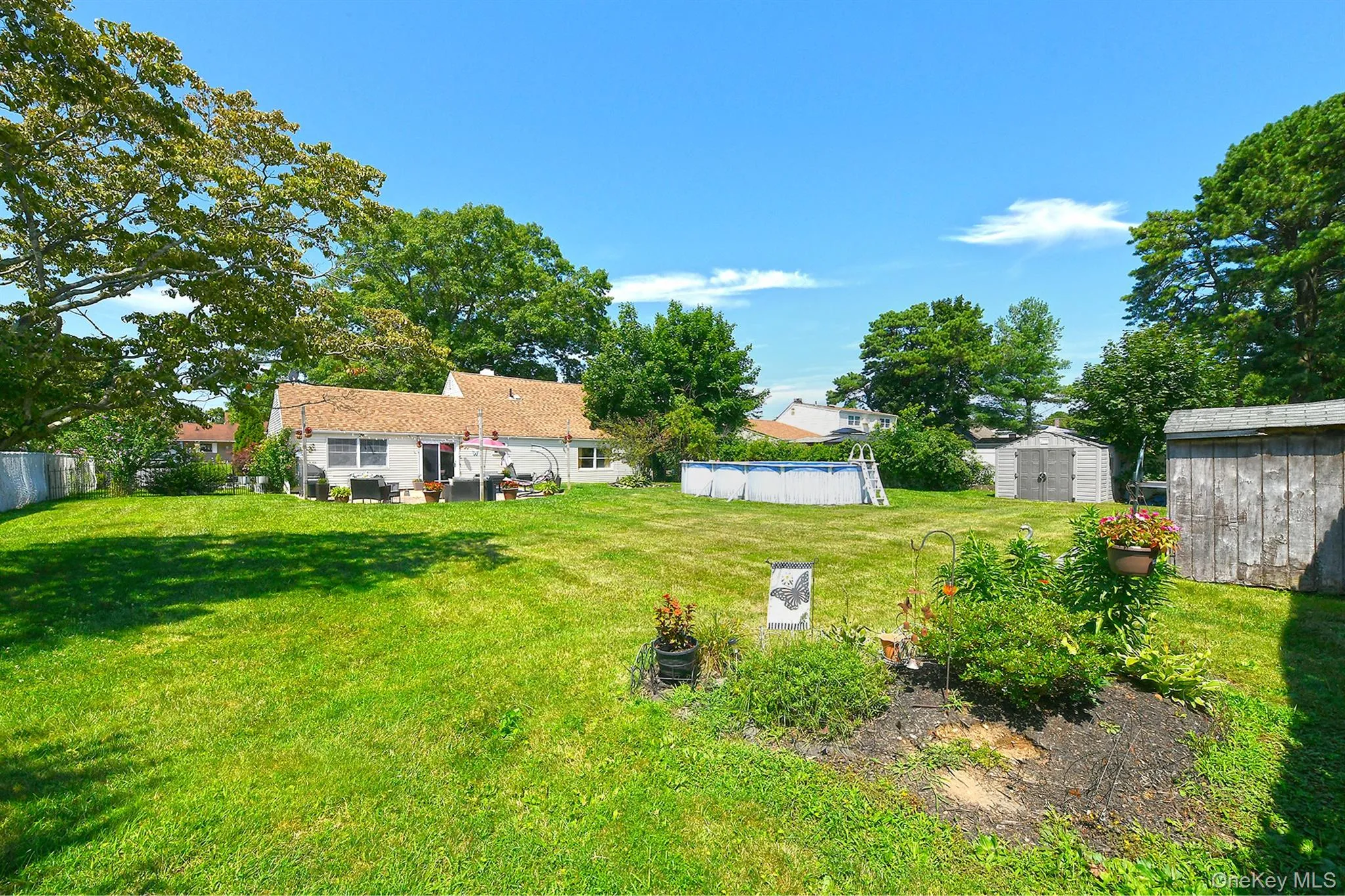 29 Torrey Pine Lane, Brookhaven, NY, 3 Bedrooms Bedrooms, 7 Rooms Rooms,2 BathroomsBathrooms,Residential,For Rent,Torrey Pine,0,1036026 29 Torrey Pine Lane, Brookhaven, NY, 3 Bedrooms Bedrooms, 7 Rooms Rooms,2 BathroomsBathrooms,Residential,For Rent,Torrey Pine,0,1036026