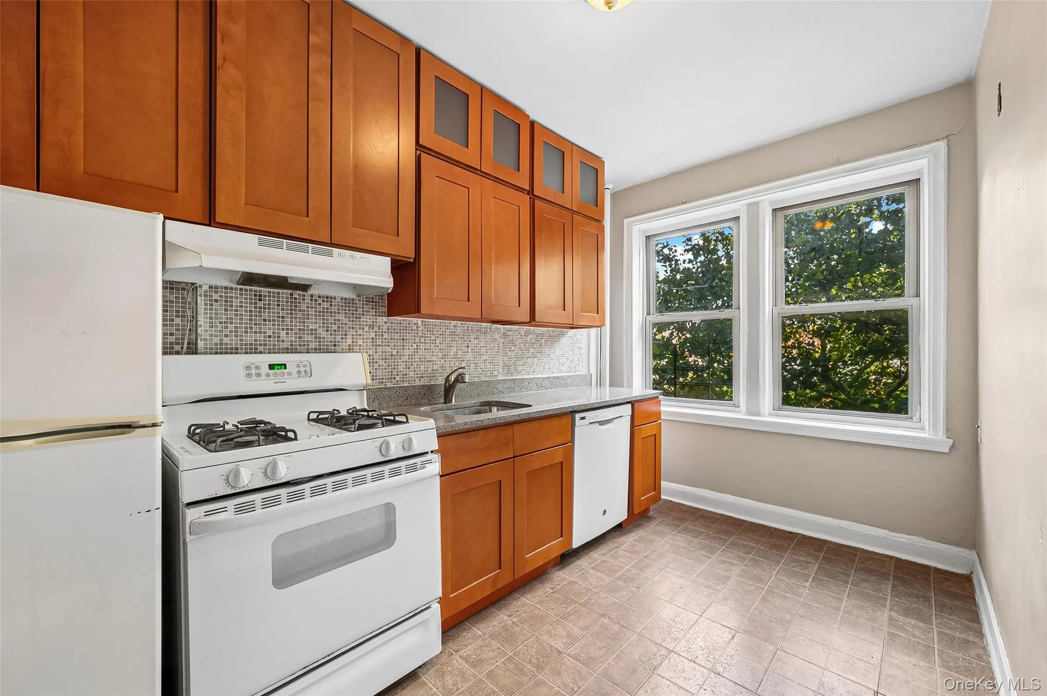 48-42 44th Street, New York, NY, 1 Bedroom Bedrooms, 3 Rooms Rooms,1 BathroomBathrooms,Residential,For Rent,44th,0,1036027 48-42 44th Street, New York, NY, 1 Bedroom Bedrooms, 3 Rooms Rooms,1 BathroomBathrooms,Residential,For Rent,44th,0,1036027