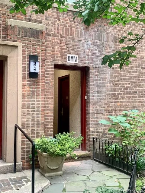 48-42 44th Street, New York, NY, 1 Bedroom Bedrooms, 3 Rooms Rooms,1 BathroomBathrooms,Residential,For Rent,44th,0,1036027 48-42 44th Street, New York, NY, 1 Bedroom Bedrooms, 3 Rooms Rooms,1 BathroomBathrooms,Residential,For Rent,44th,0,1036027