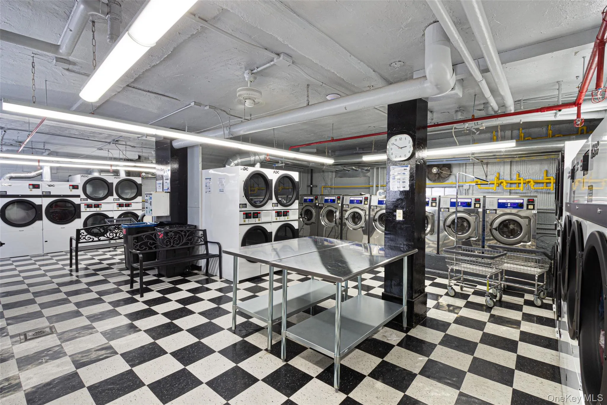 48-42 44th Street, New York, NY, 1 Bedroom Bedrooms, 3 Rooms Rooms,1 BathroomBathrooms,Residential,For Rent,44th,0,1036027 48-42 44th Street, New York, NY, 1 Bedroom Bedrooms, 3 Rooms Rooms,1 BathroomBathrooms,Residential,For Rent,44th,0,1036027