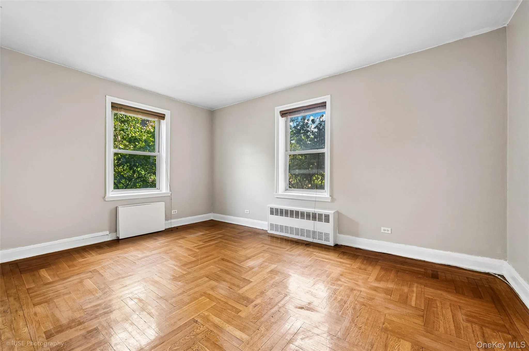 48-42 44th Street, New York, NY, 1 Bedroom Bedrooms, 3 Rooms Rooms,1 BathroomBathrooms,Residential,For Rent,44th,0,1036027 48-42 44th Street, New York, NY, 1 Bedroom Bedrooms, 3 Rooms Rooms,1 BathroomBathrooms,Residential,For Rent,44th,0,1036027