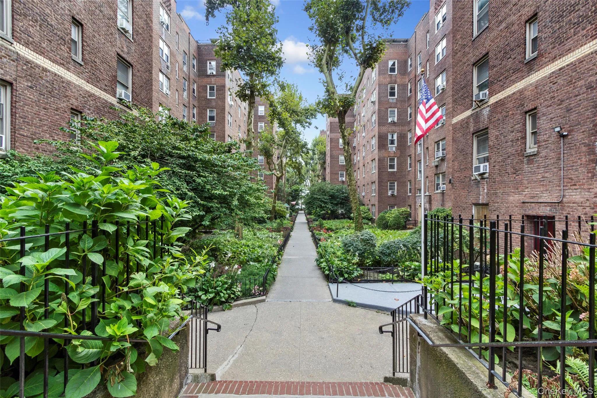 48-42 44th Street, New York, NY, 1 Bedroom Bedrooms, 3 Rooms Rooms,1 BathroomBathrooms,Residential,For Rent,44th,0,1036027 48-42 44th Street, New York, NY, 1 Bedroom Bedrooms, 3 Rooms Rooms,1 BathroomBathrooms,Residential,For Rent,44th,0,1036027