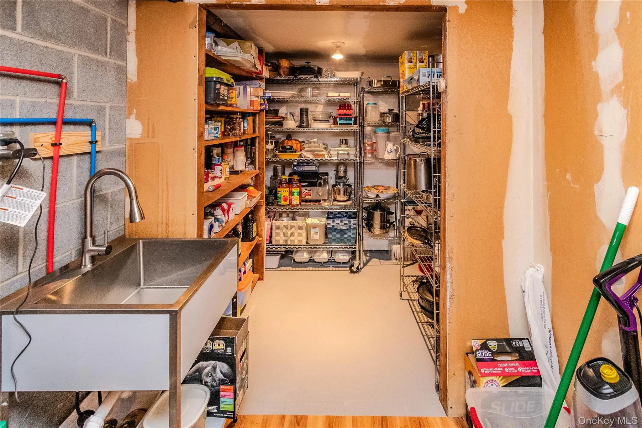 10 Old Mill Drive, Poughkeepsie (town), NY, 5 Bedrooms Bedrooms, 9 Rooms Rooms,3 BathroomsBathrooms,Residential,For Rent,Old Mill,0,1036031 10 Old Mill Drive, Poughkeepsie (town), NY, 5 Bedrooms Bedrooms, 9 Rooms Rooms,3 BathroomsBathrooms,Residential,For Rent,Old Mill,0,1036031