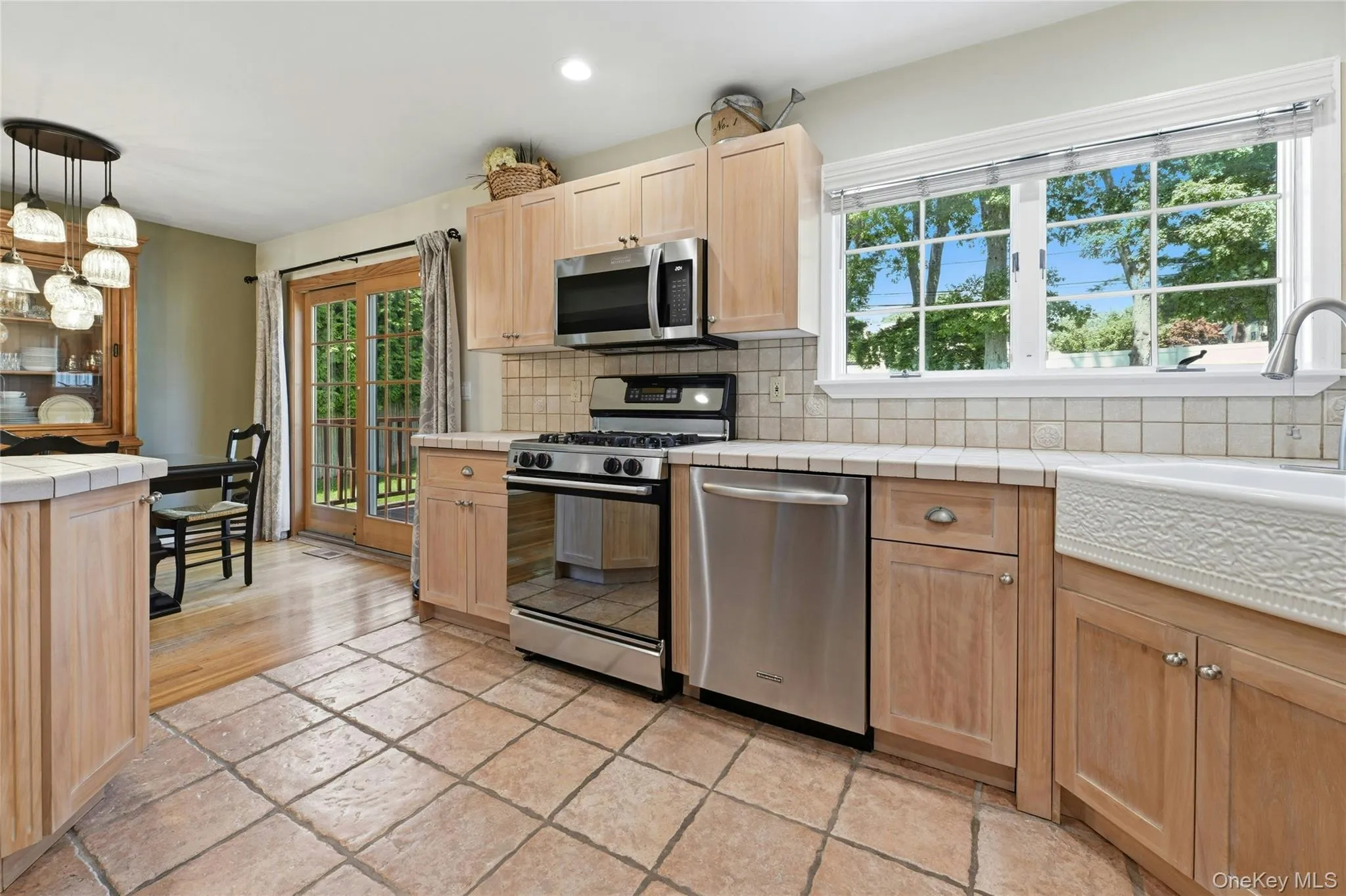 53 Rensselaer Drive, Smithtown, NY, 4 Bedrooms Bedrooms, 9 Rooms Rooms,2 BathroomsBathrooms,Residential,For Rent,Rensselaer,0,1036032 53 Rensselaer Drive, Smithtown, NY, 4 Bedrooms Bedrooms, 9 Rooms Rooms,2 BathroomsBathrooms,Residential,For Rent,Rensselaer,0,1036032