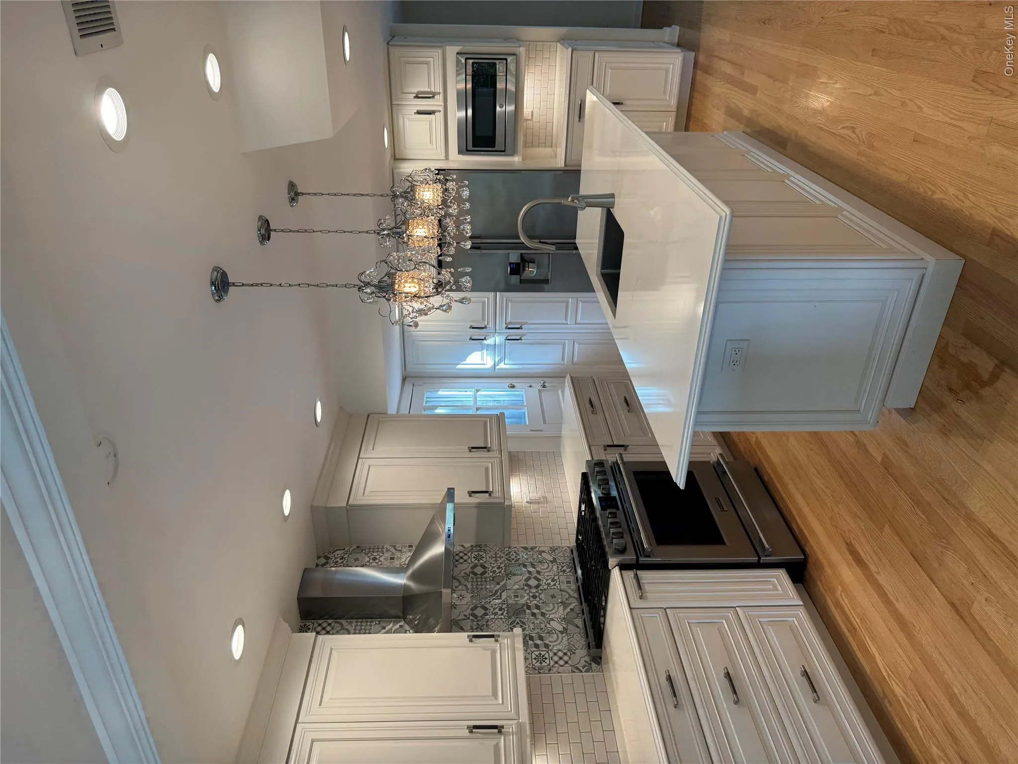 210 Clinton Road, Hempstead, NY, 4 Bedrooms Bedrooms, 9 Rooms Rooms,3 BathroomsBathrooms,Residential Lease,For Rent,Clinton,0,1036035 210 Clinton Road, Hempstead, NY, 4 Bedrooms Bedrooms, 9 Rooms Rooms,3 BathroomsBathrooms,Residential Lease,For Rent,Clinton,0,1036035