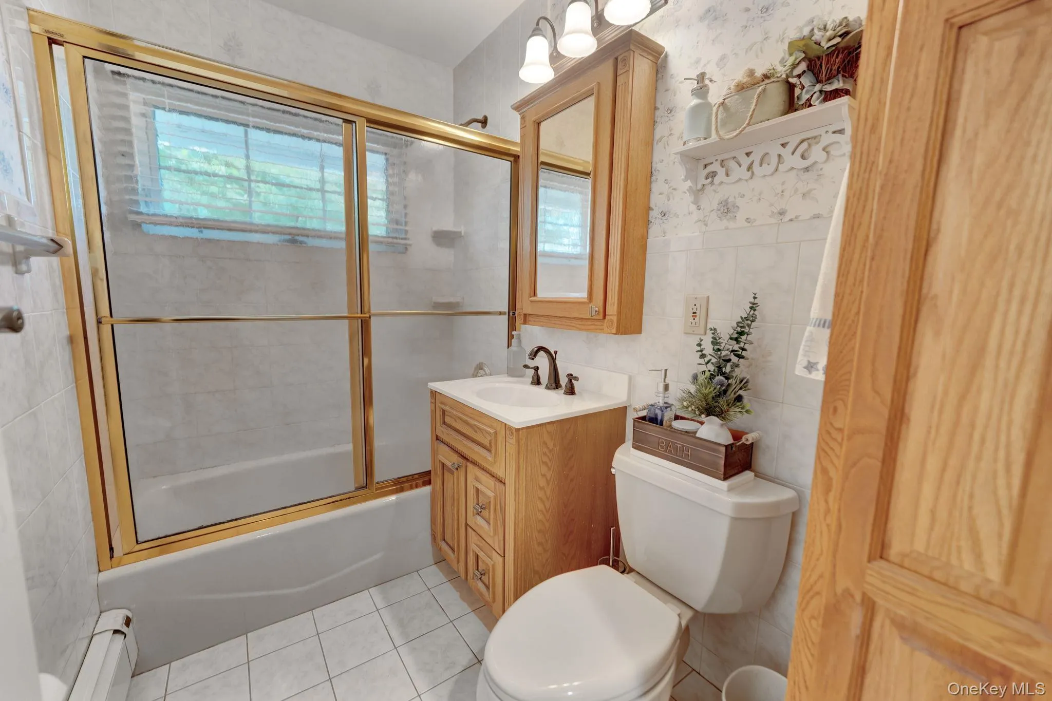 166 CHOIR, Hempstead, NY, 4 Bedrooms Bedrooms, 8 Rooms Rooms,2 BathroomsBathrooms,Residential,For Rent,CHOIR,0,1036037 166 CHOIR, Hempstead, NY, 4 Bedrooms Bedrooms, 8 Rooms Rooms,2 BathroomsBathrooms,Residential,For Rent,CHOIR,0,1036037